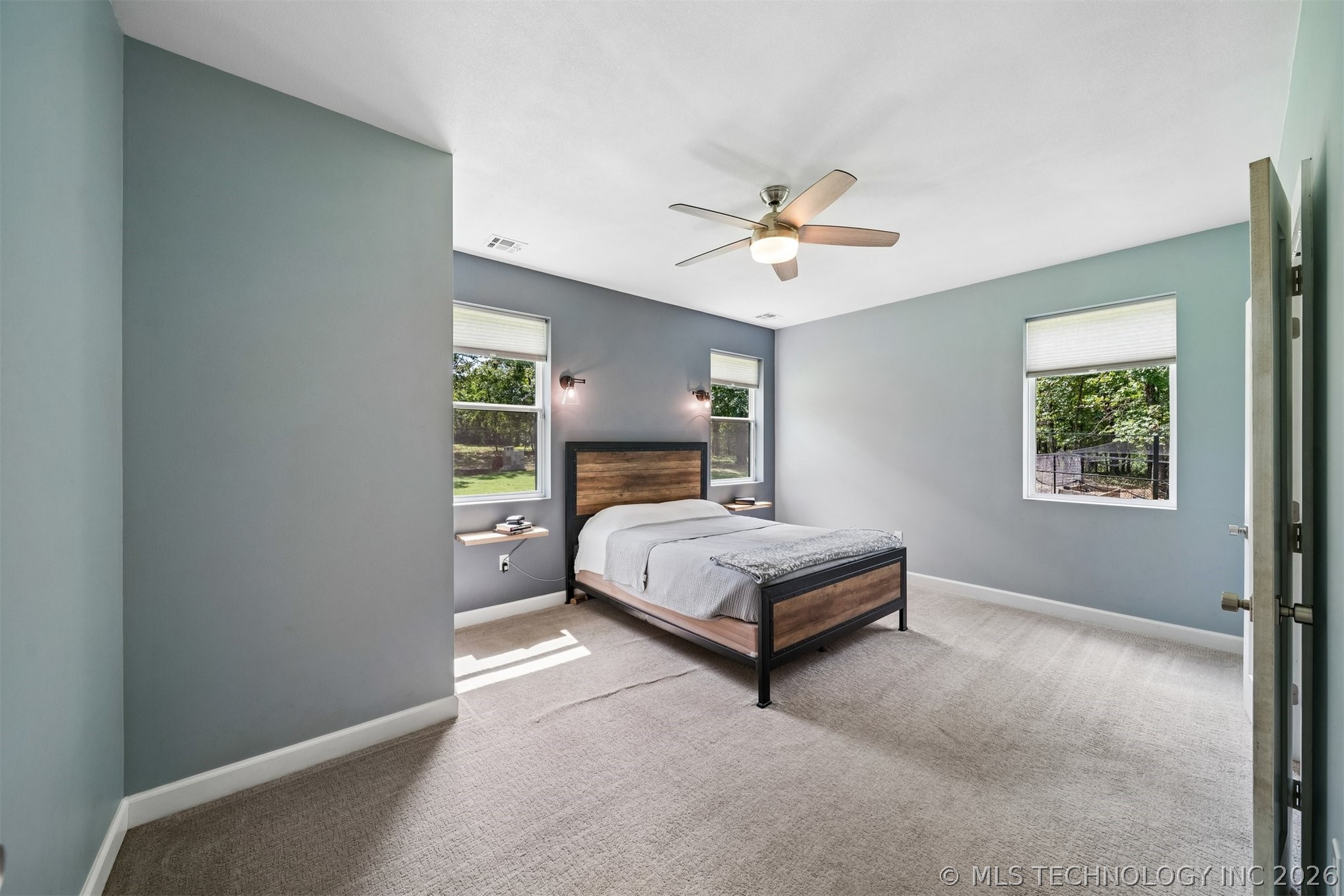 8116 Gary Drive Property Photo 22