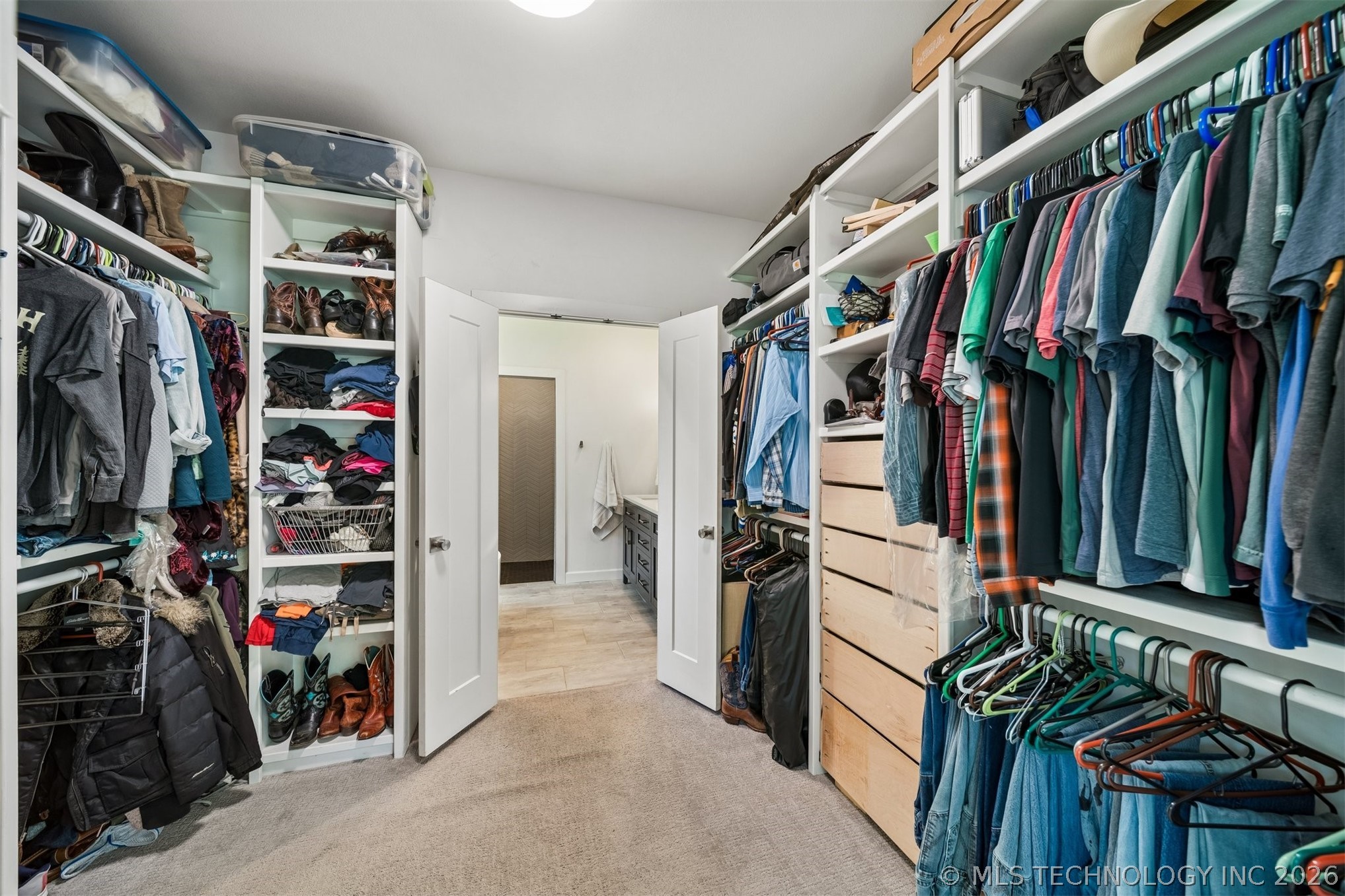 8116 Gary Drive Property Photo 24