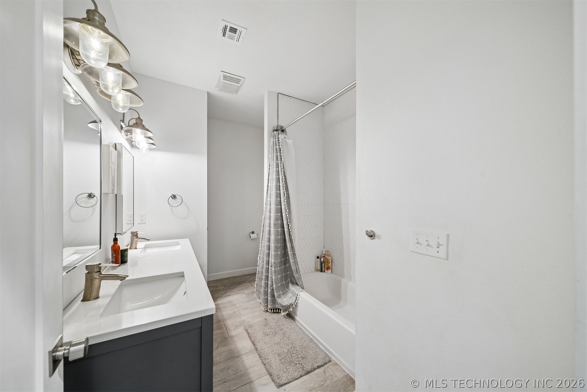 8116 Gary Drive Property Photo 38