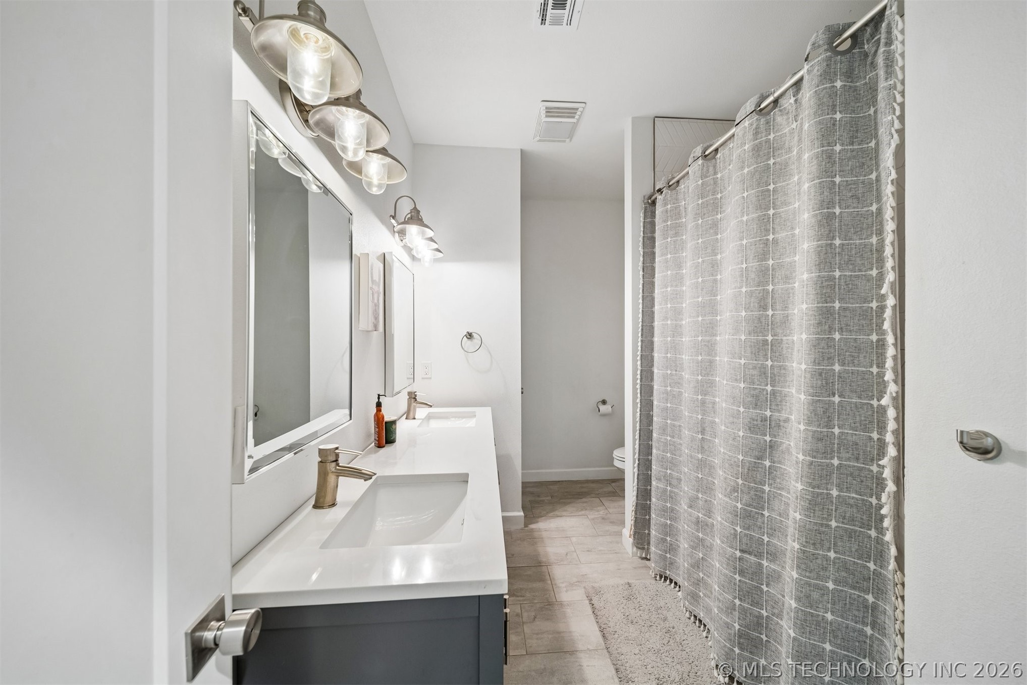 8116 Gary Drive Property Photo 39