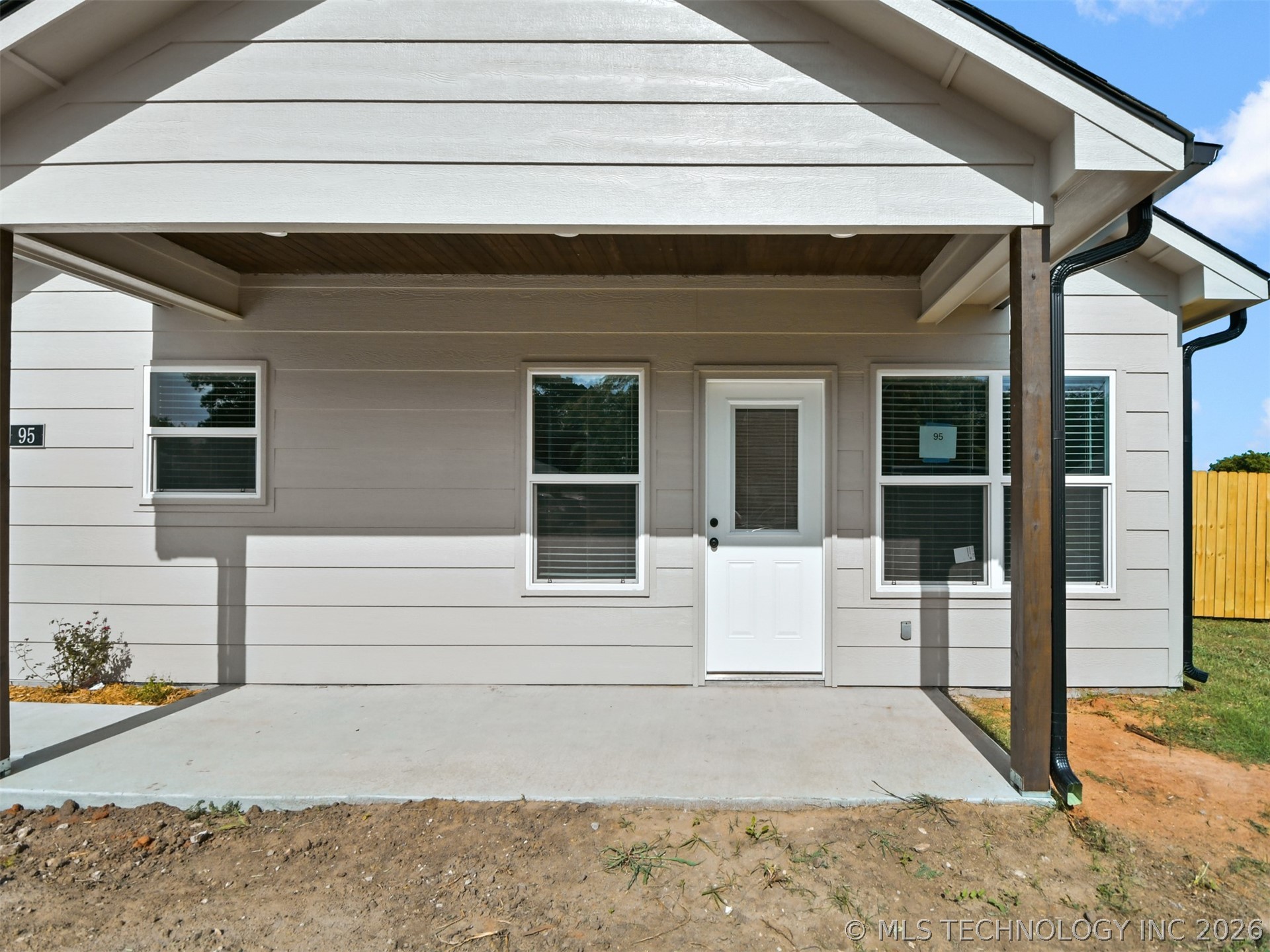 95 Aspen Circle Property Photo 2