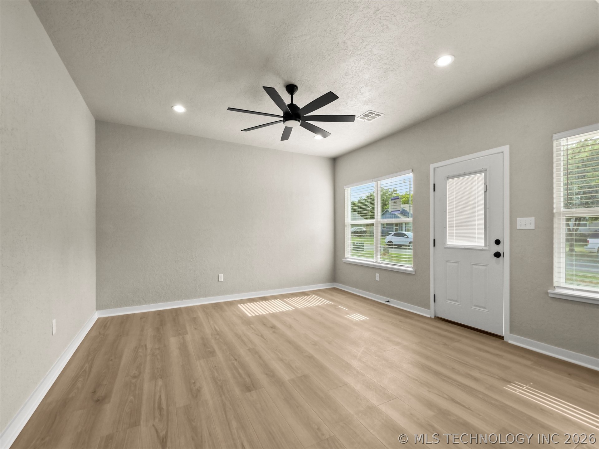 95 Aspen Circle Property Photo 7
