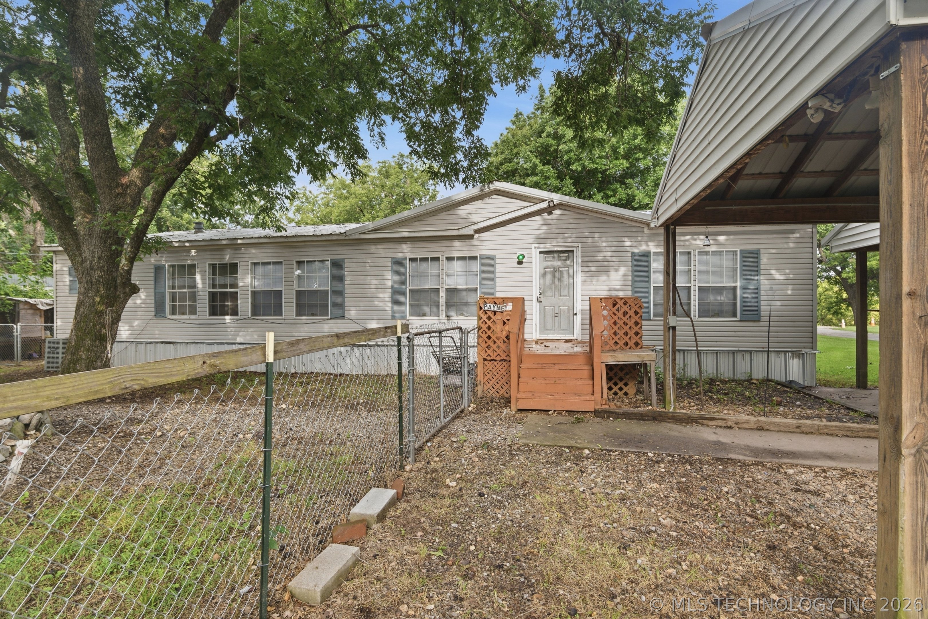 4 Tooker Point Property Photo 1
