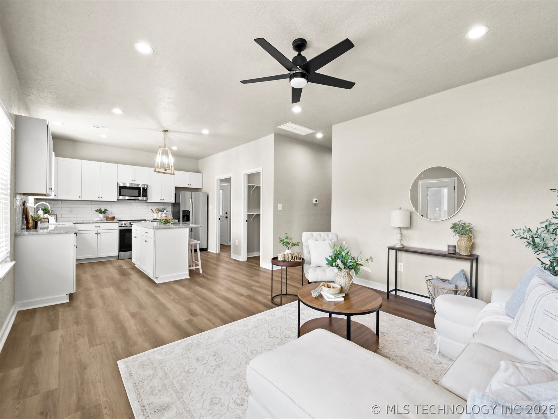 167 Aspen Circle Property Photo 8