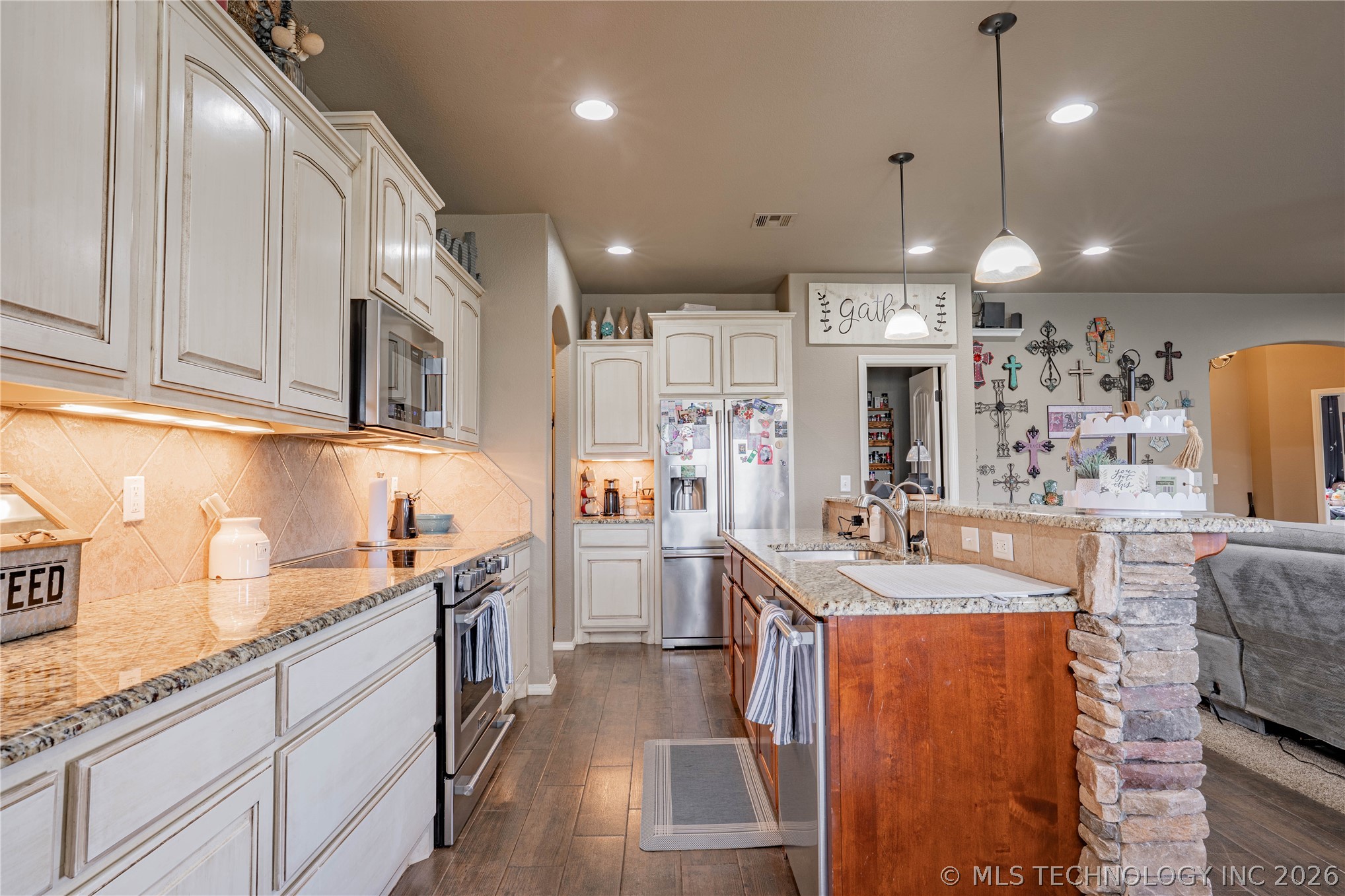 1431 Crestview Drive Property Photo 17