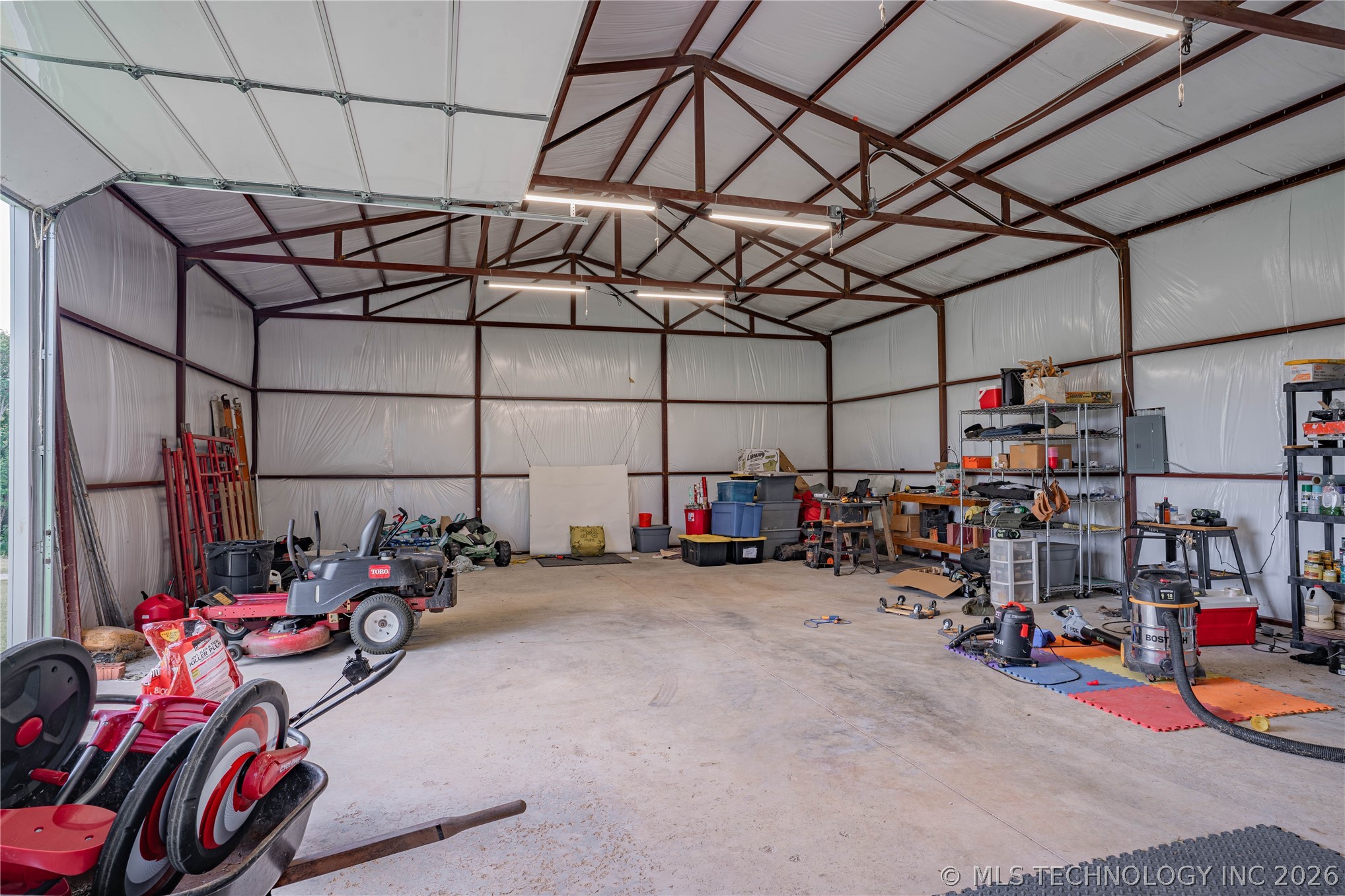 1431 Crestview Drive Property Photo 43