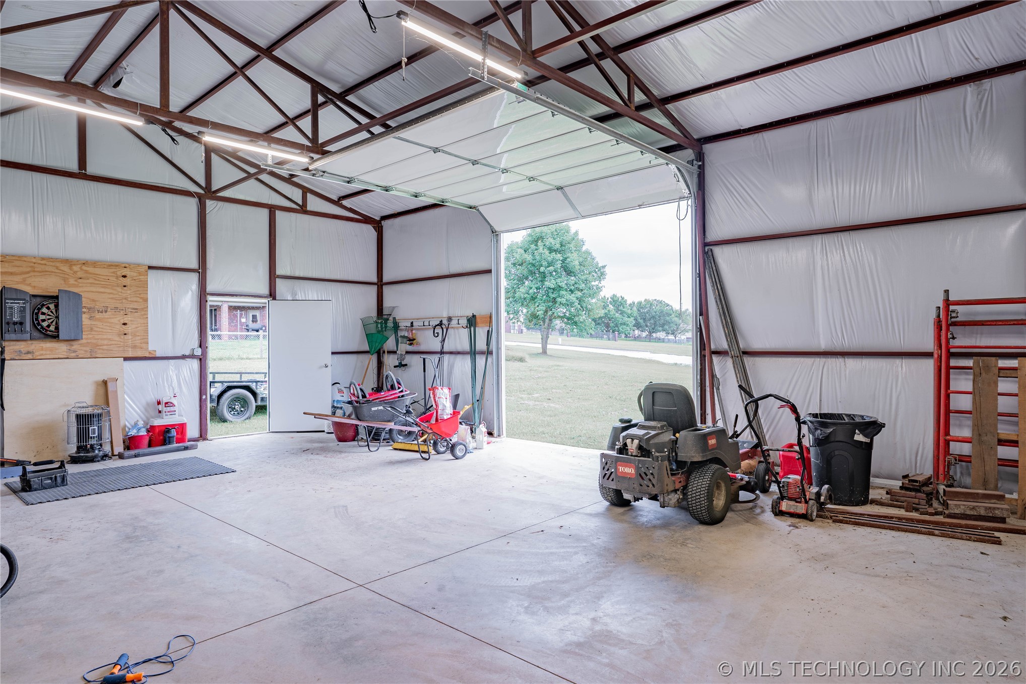 1431 Crestview Drive Property Photo 44