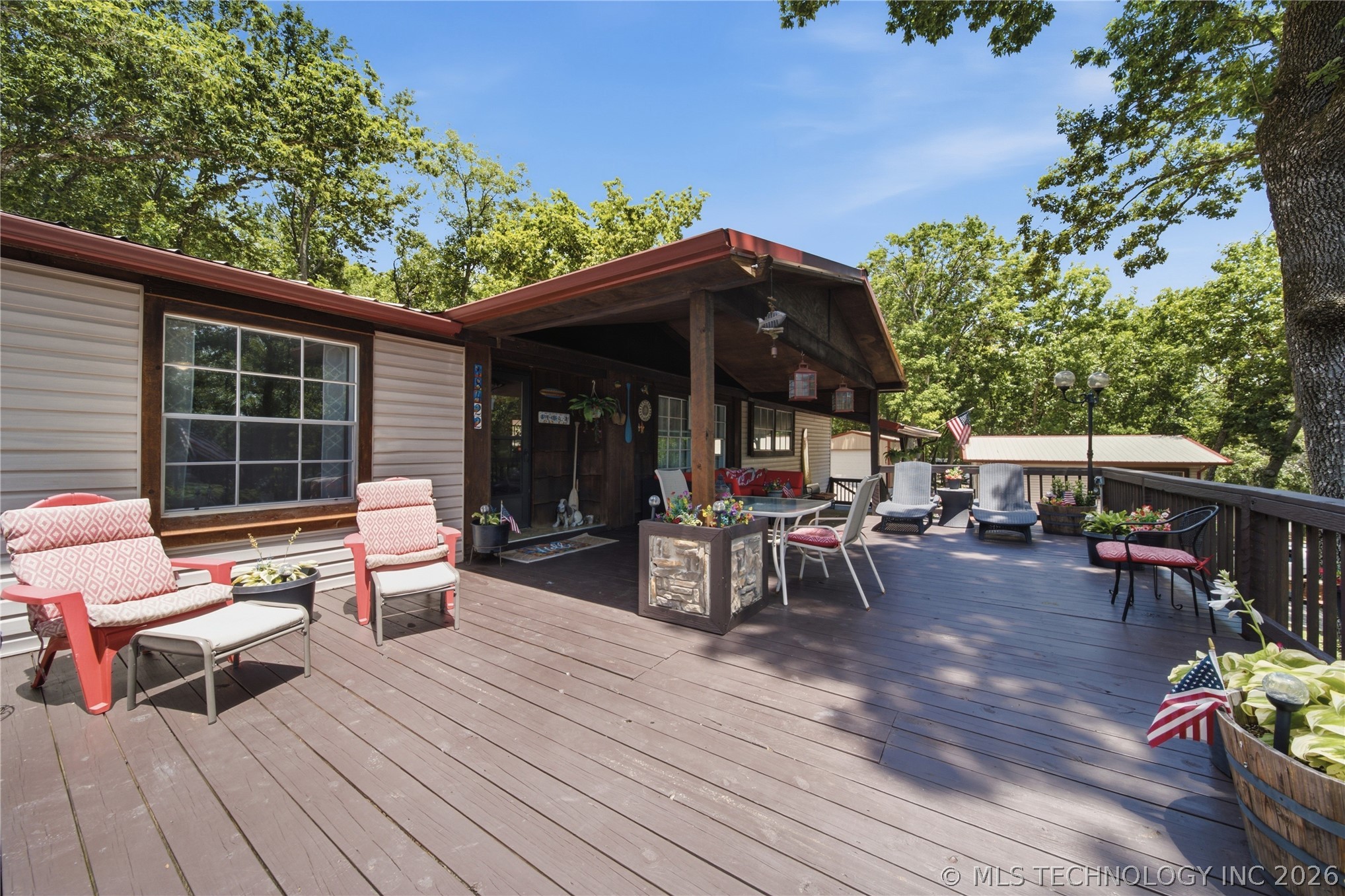 18422 W Lakewood Drive Property Photo 34