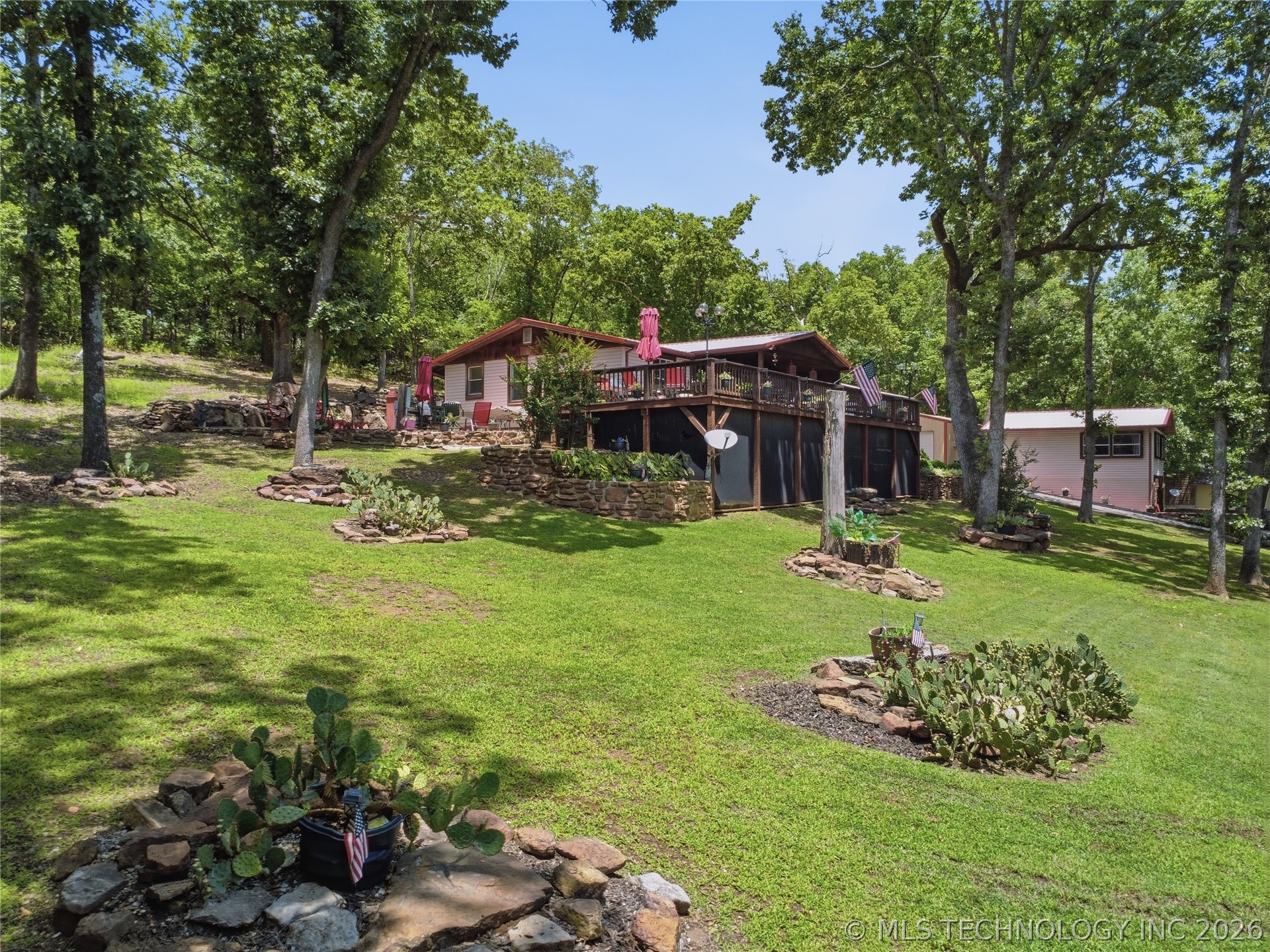 18422 W Lakewood Drive Property Photo 49