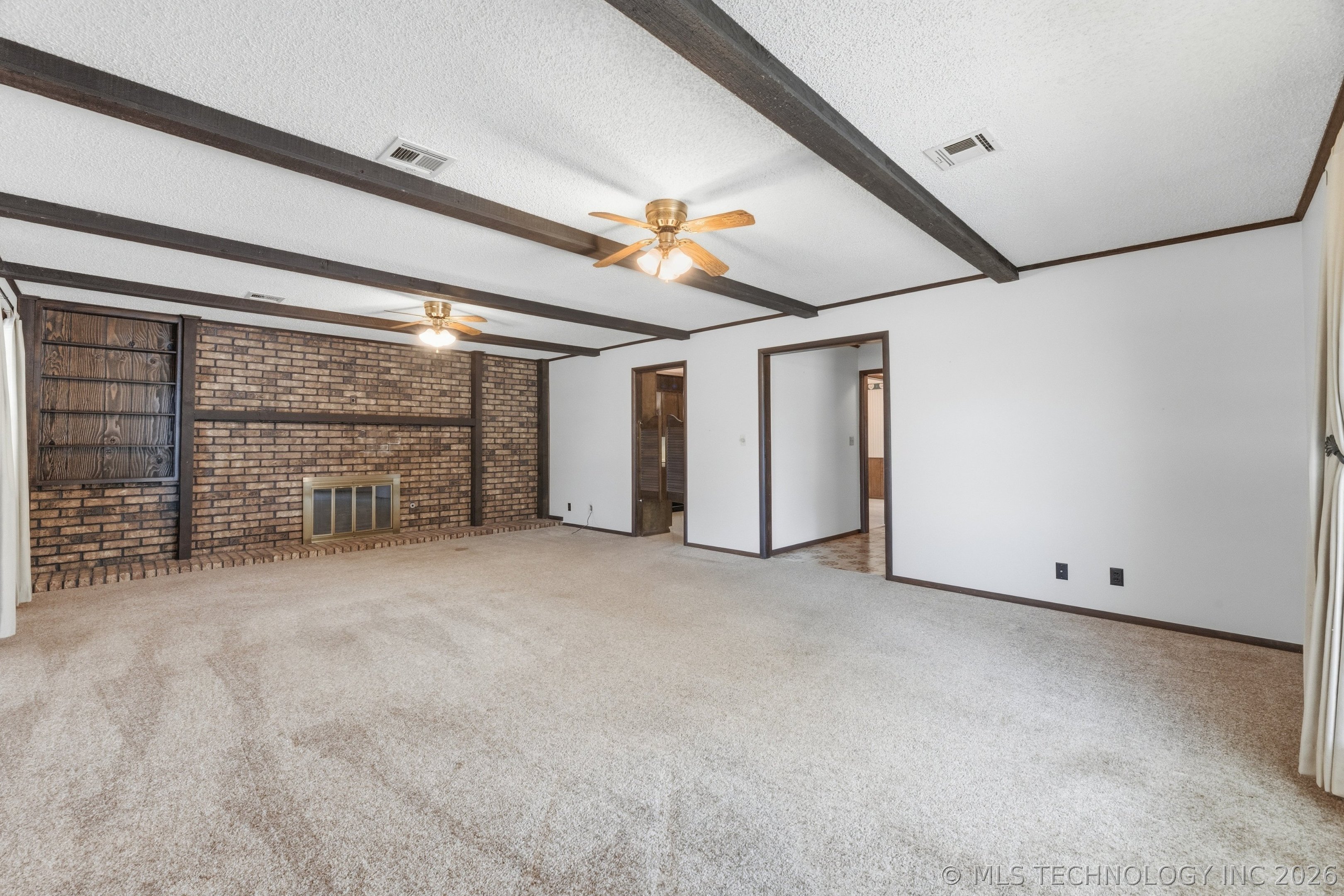 1077 Rolling Meadows Property Photo 5