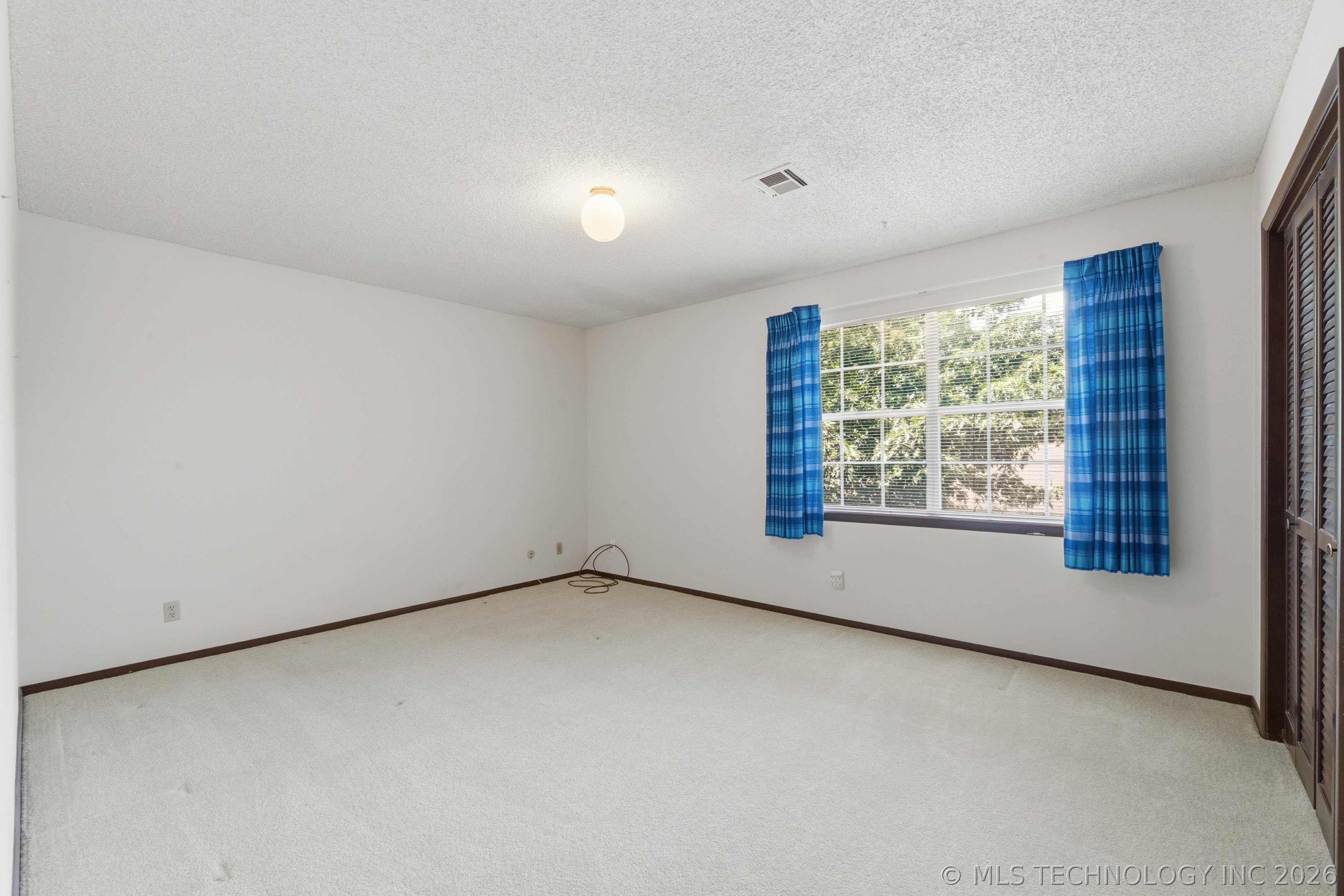 1077 Rolling Meadows Property Photo 24