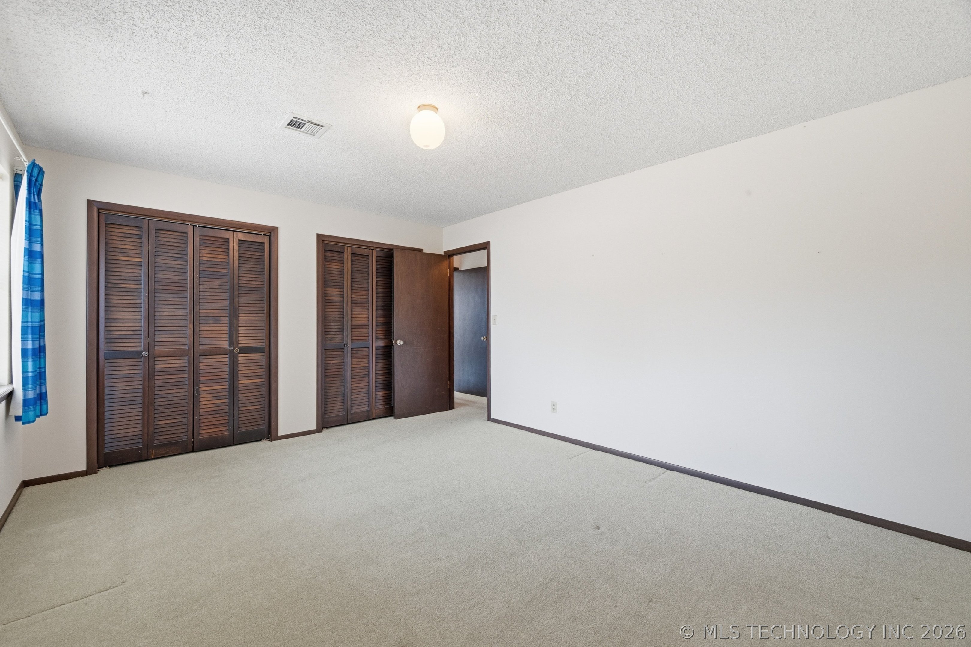 1077 Rolling Meadows Property Photo 25