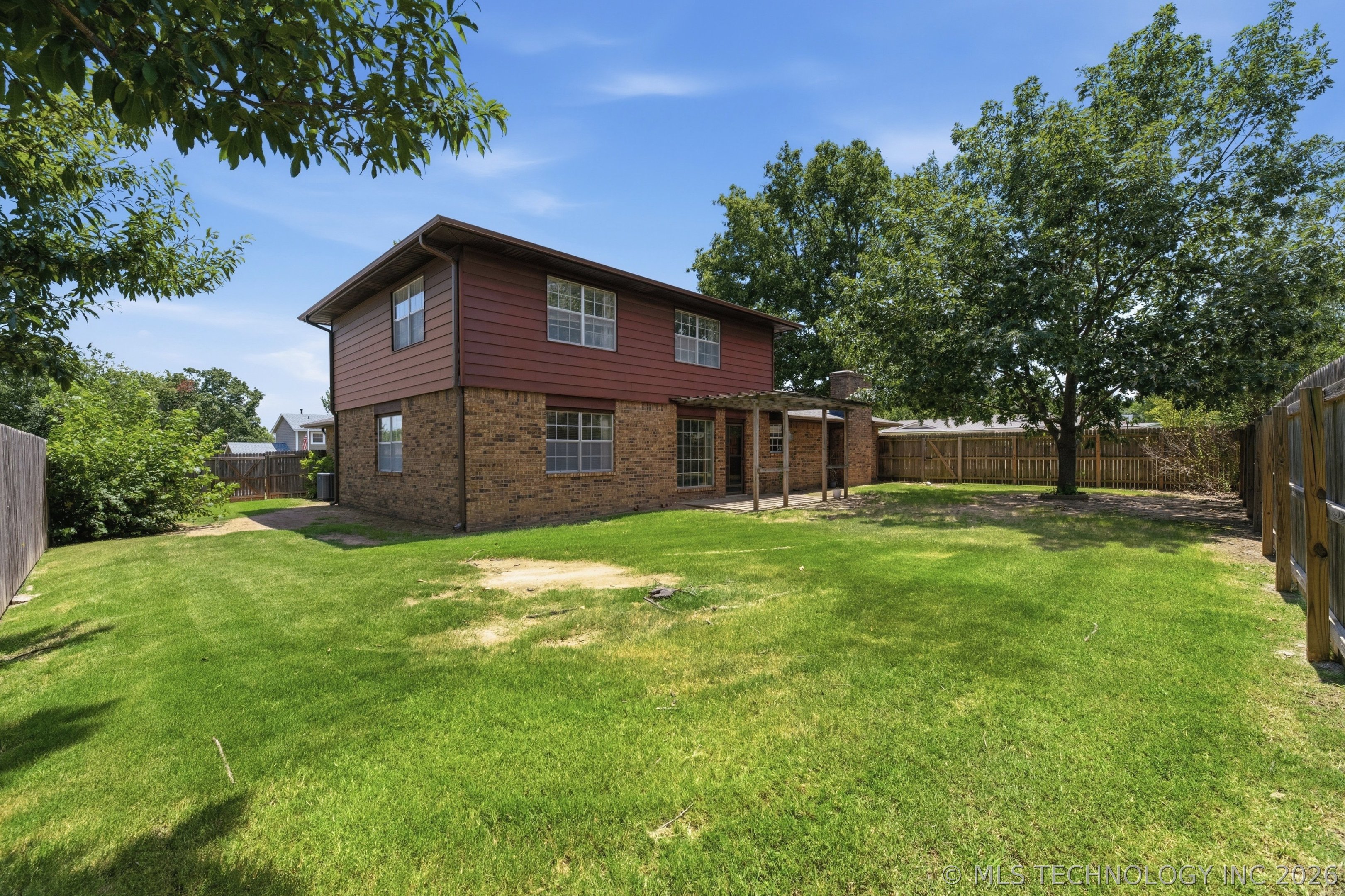 1077 Rolling Meadows Property Photo 27