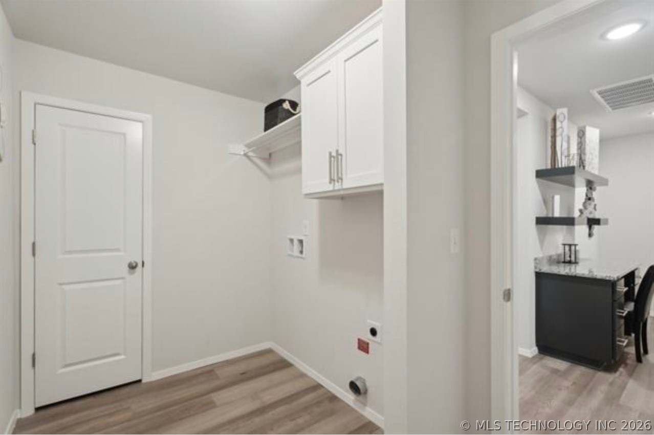 3780 E 144th Place S Property Photo 15