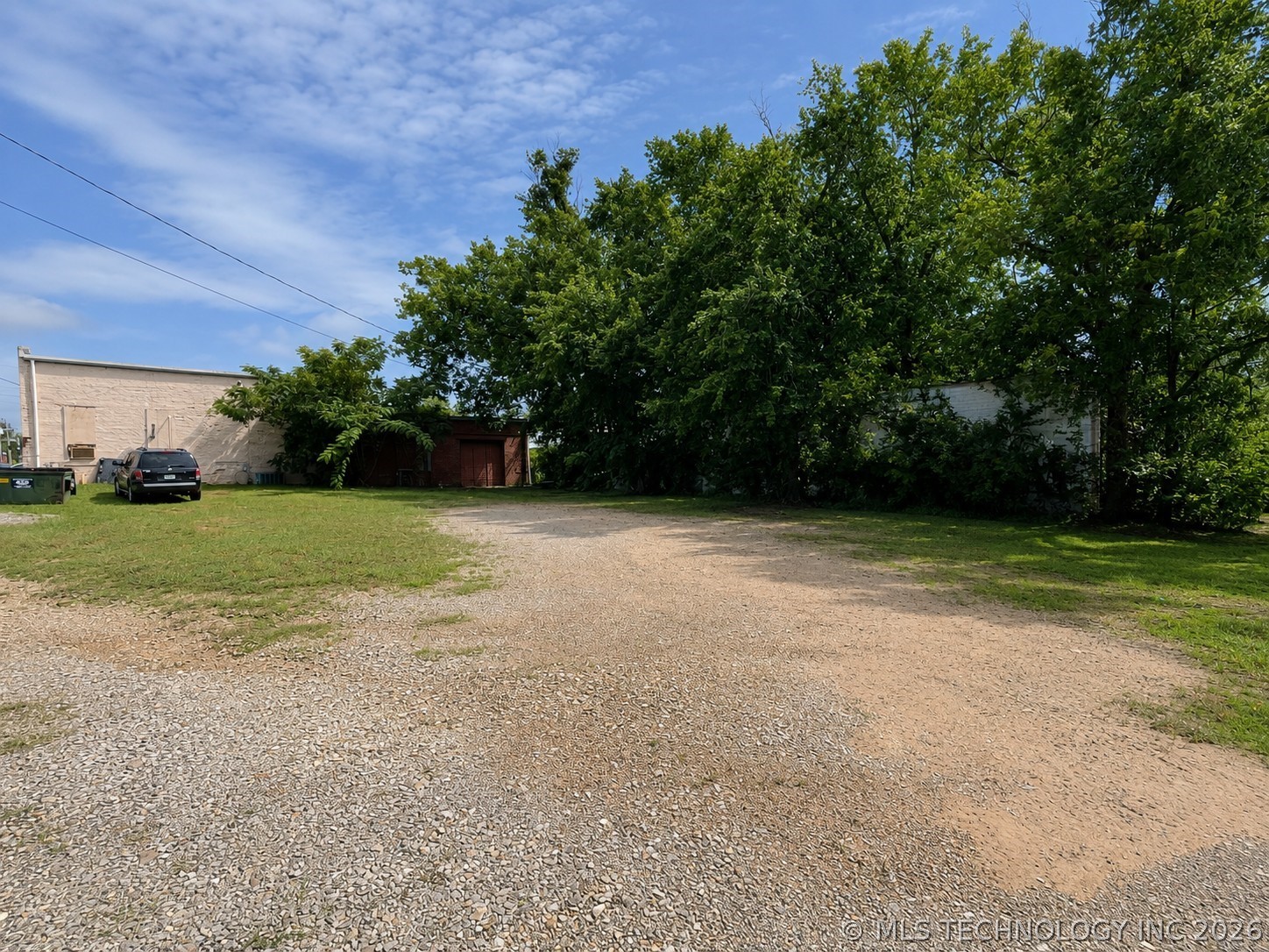 114 E Main Street Property Photo 13
