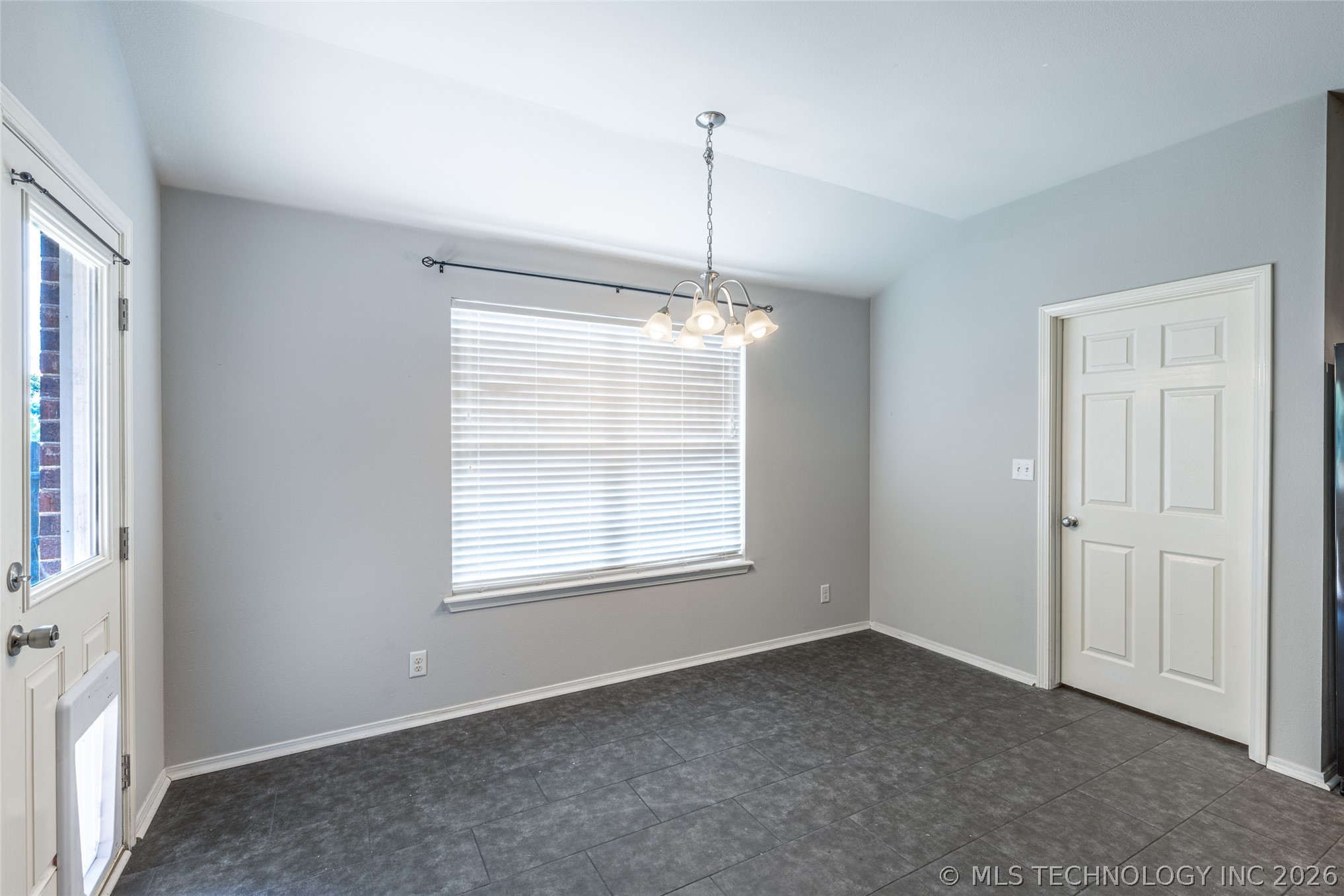 8745 E 126th Place S Property Photo 13