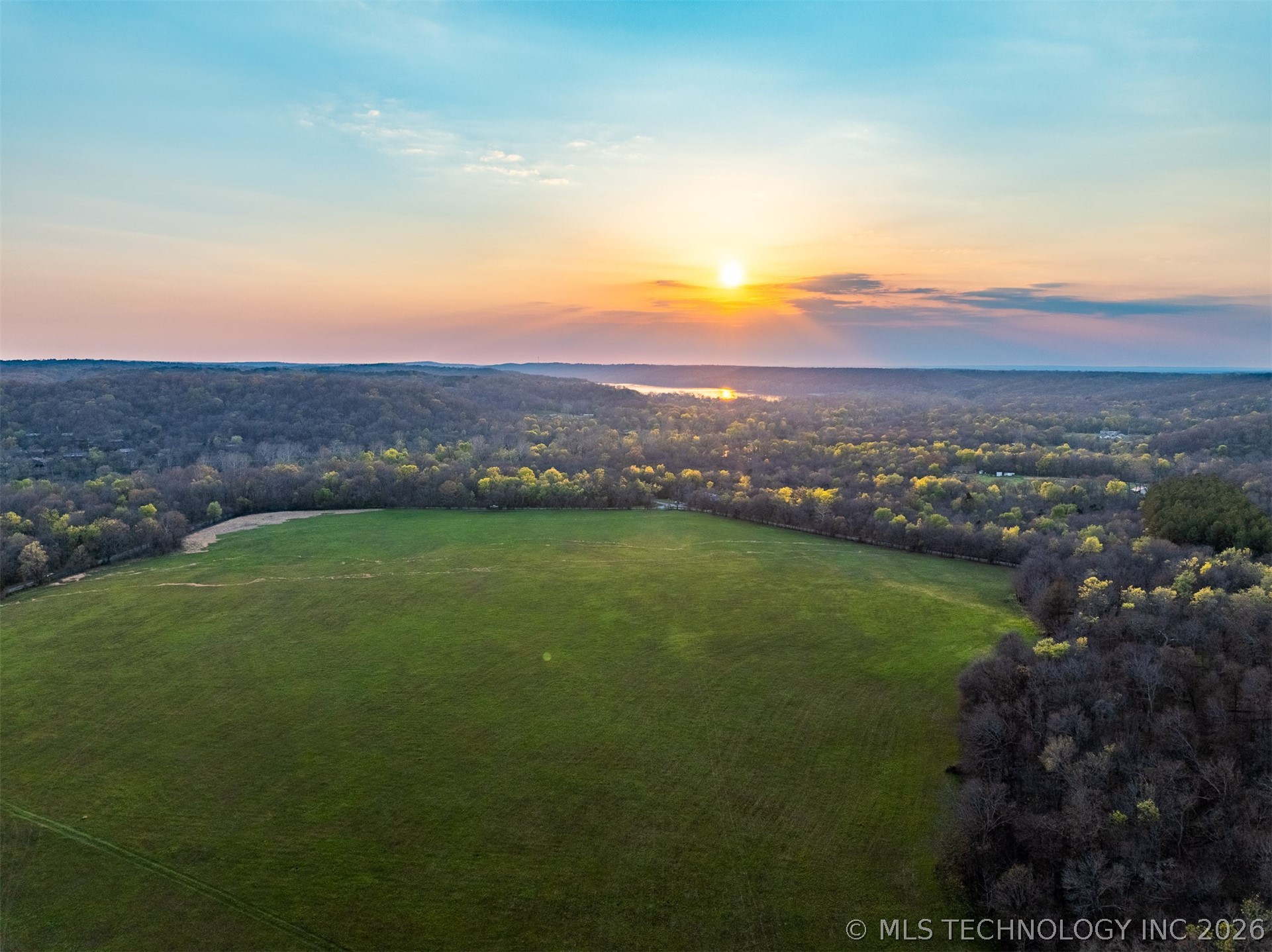 505 S 4530 Road Property Photo 4