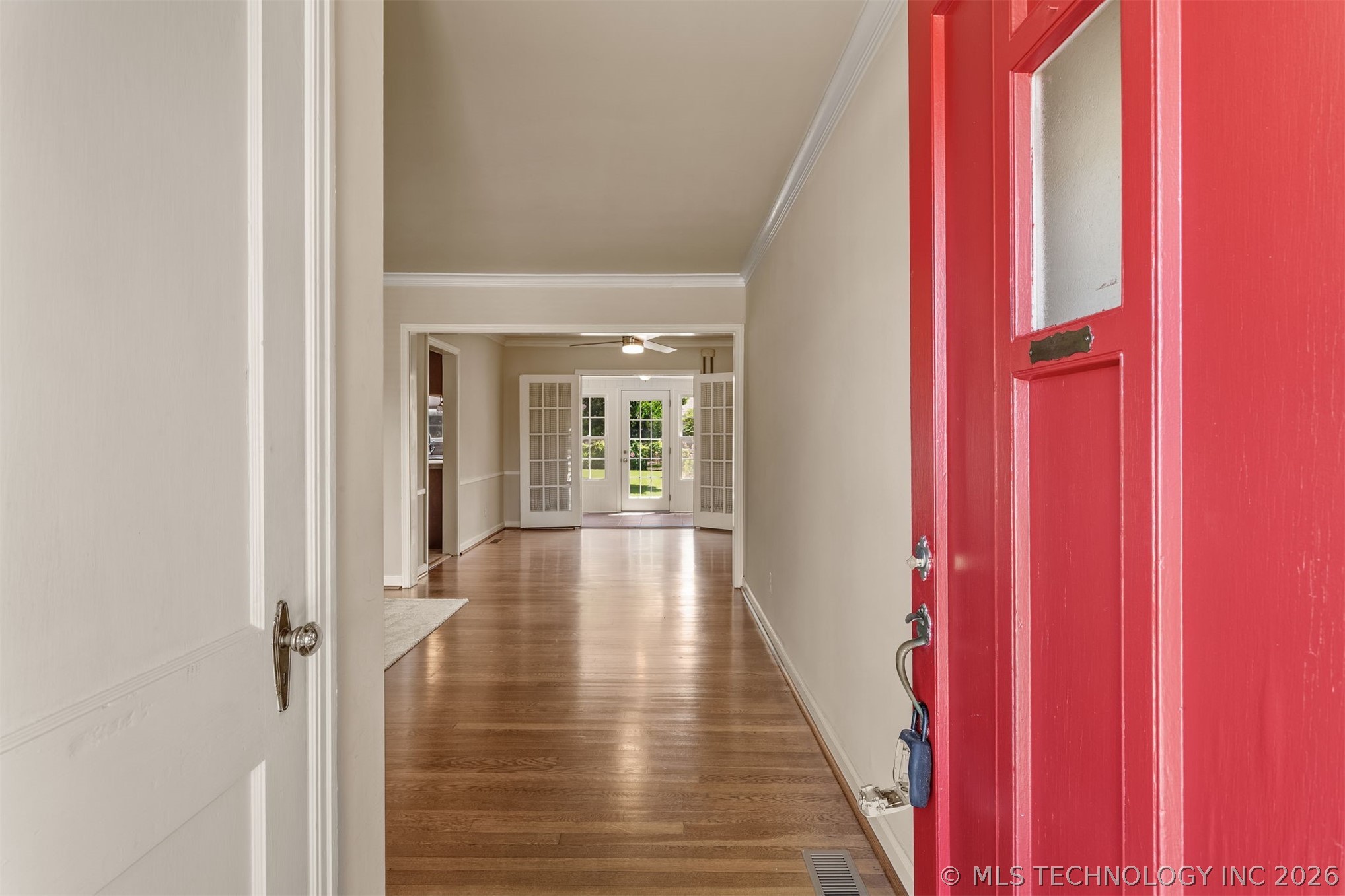 733 S Pittsburg Avenue Property Photo 3