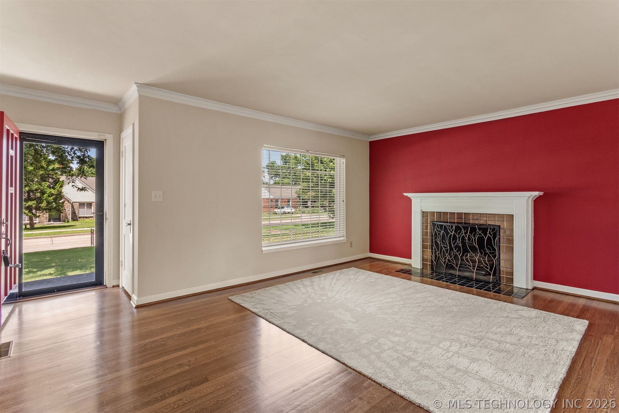 733 S Pittsburg Avenue Property Photo 4