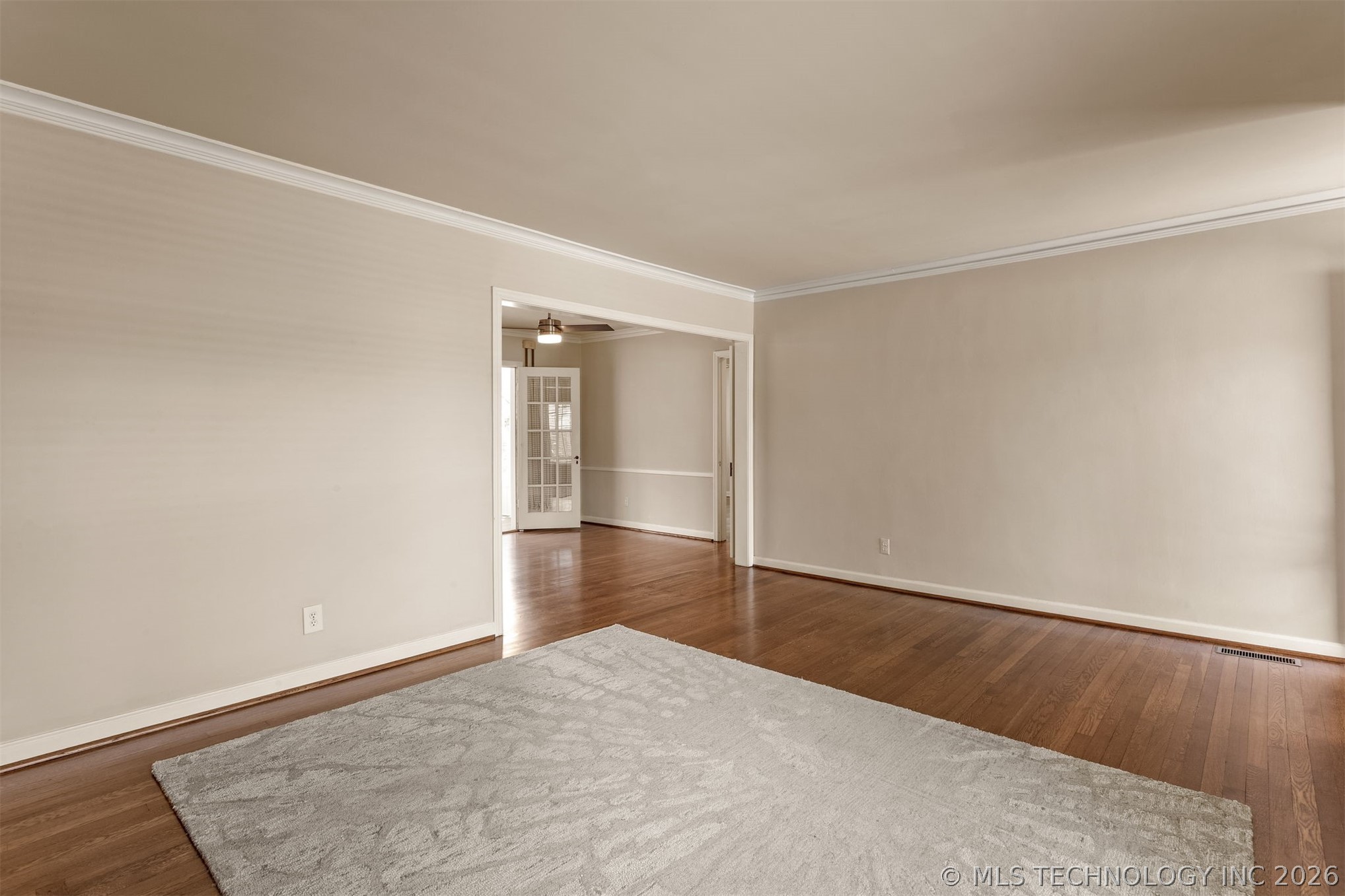 733 S Pittsburg Avenue Property Photo 7