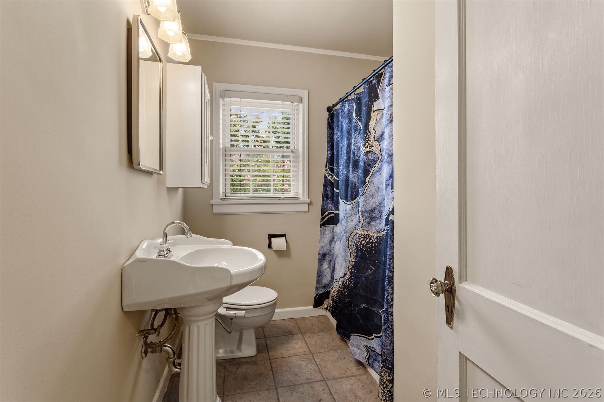 733 S Pittsburg Avenue Property Photo 23