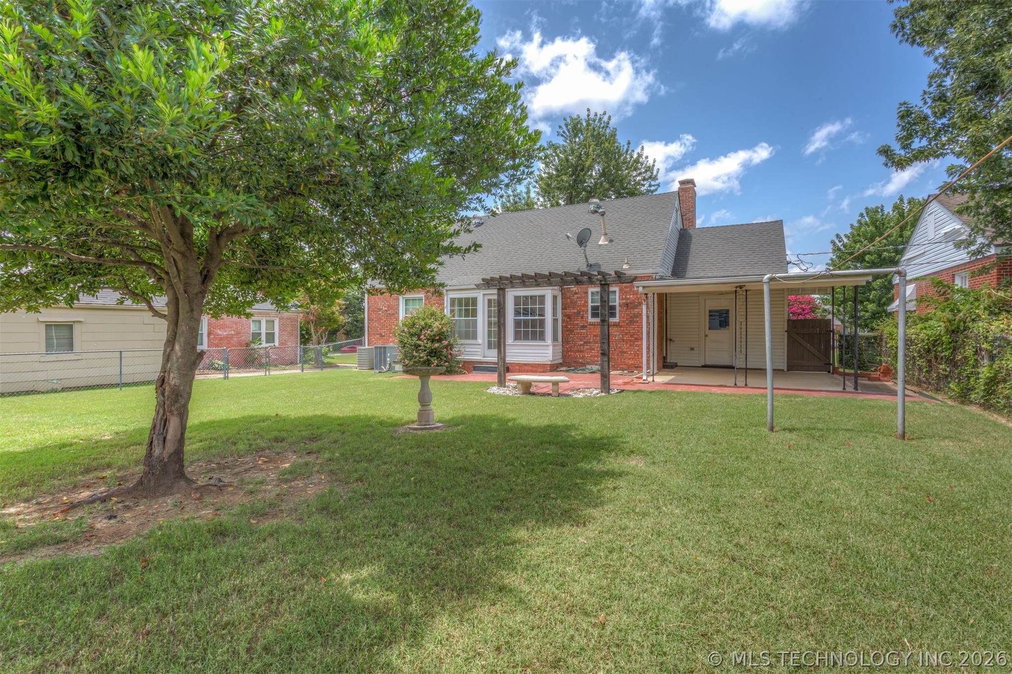 733 S Pittsburg Avenue Property Photo 38