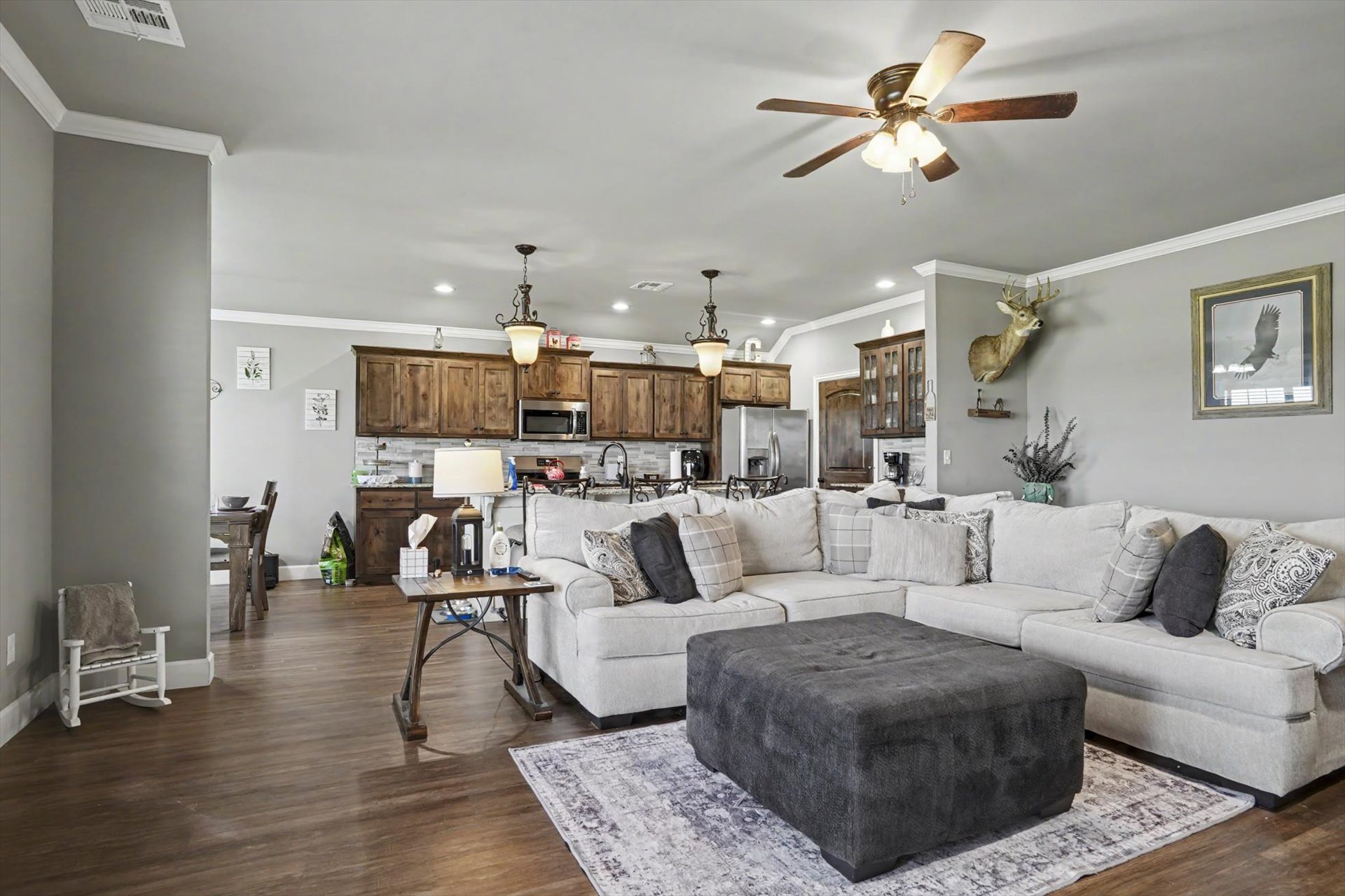 19217 S Coyote Drive Property Photo 6