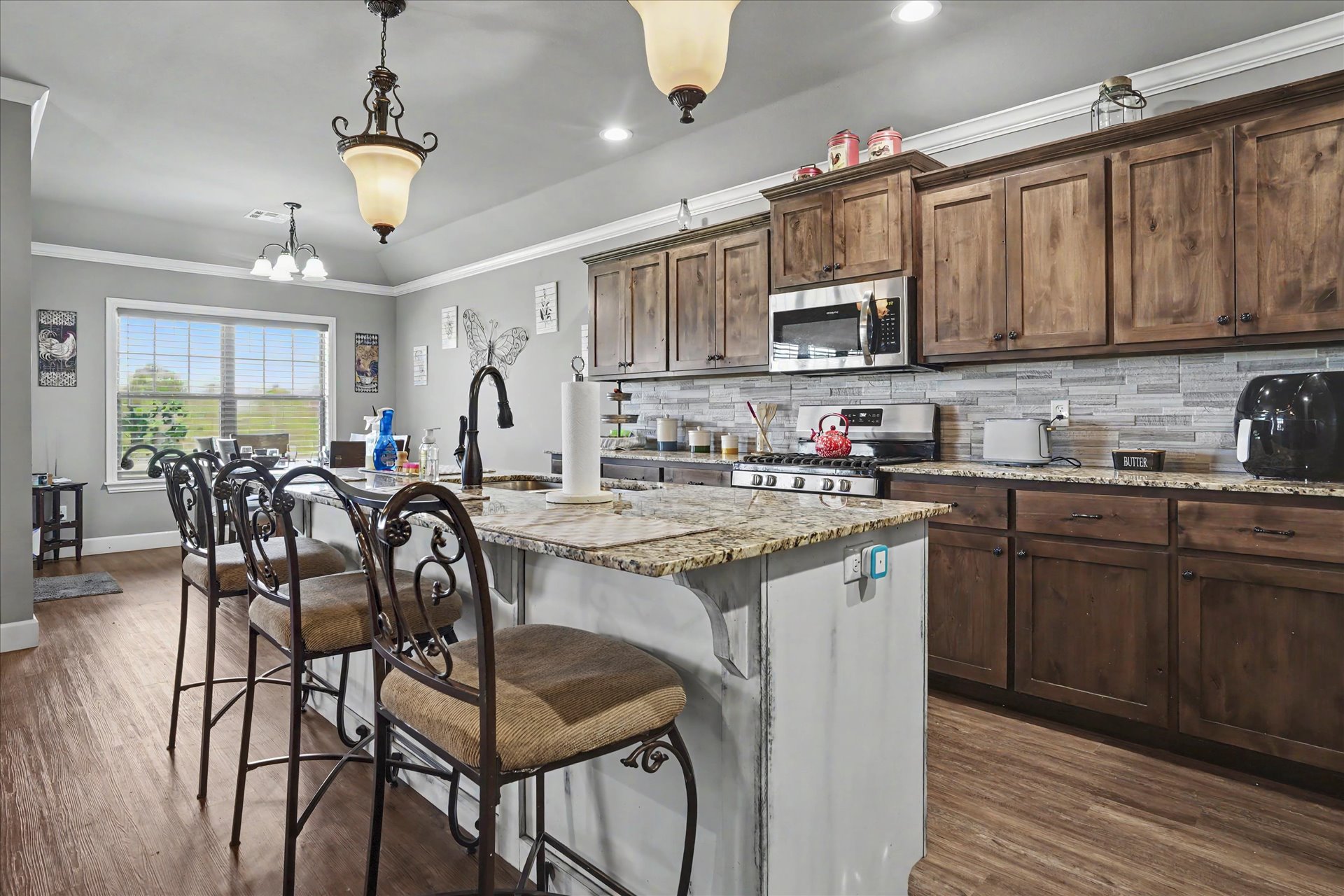 19217 S Coyote Drive Property Photo 8