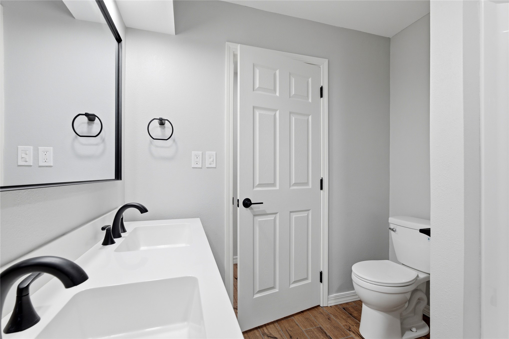 200 Elton Drive Property Photo 12