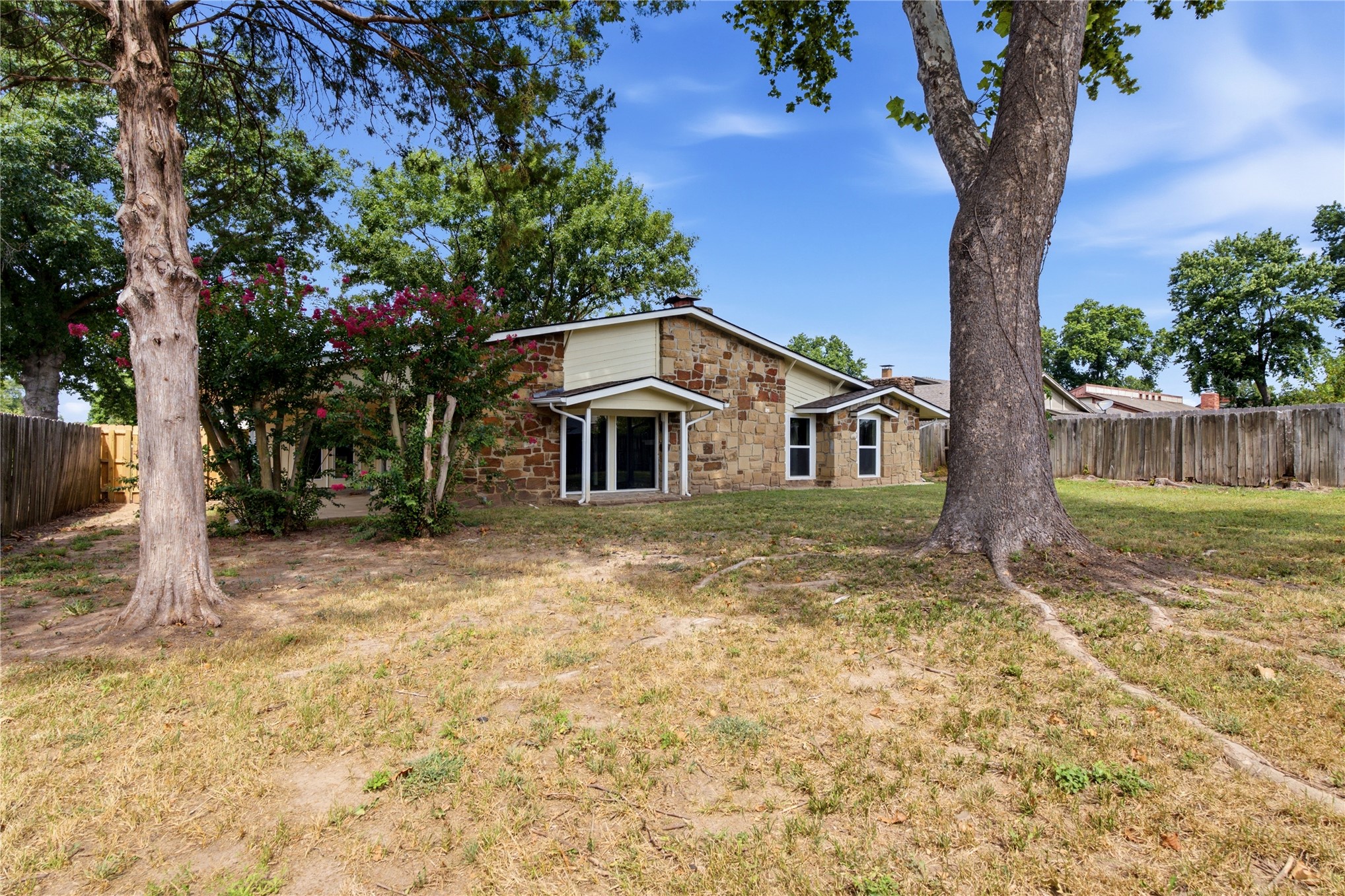 200 Elton Drive Property Photo 23