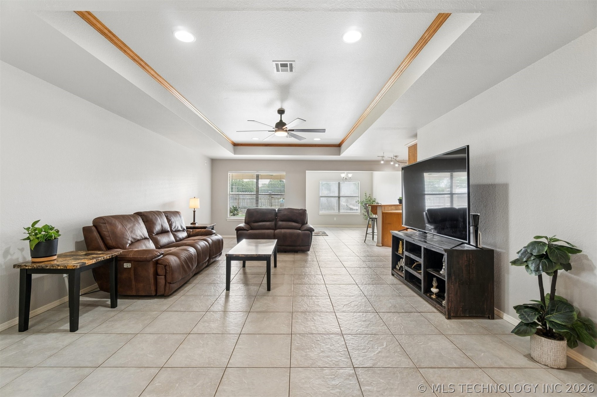 810 Tony Avenue Property Photo 2