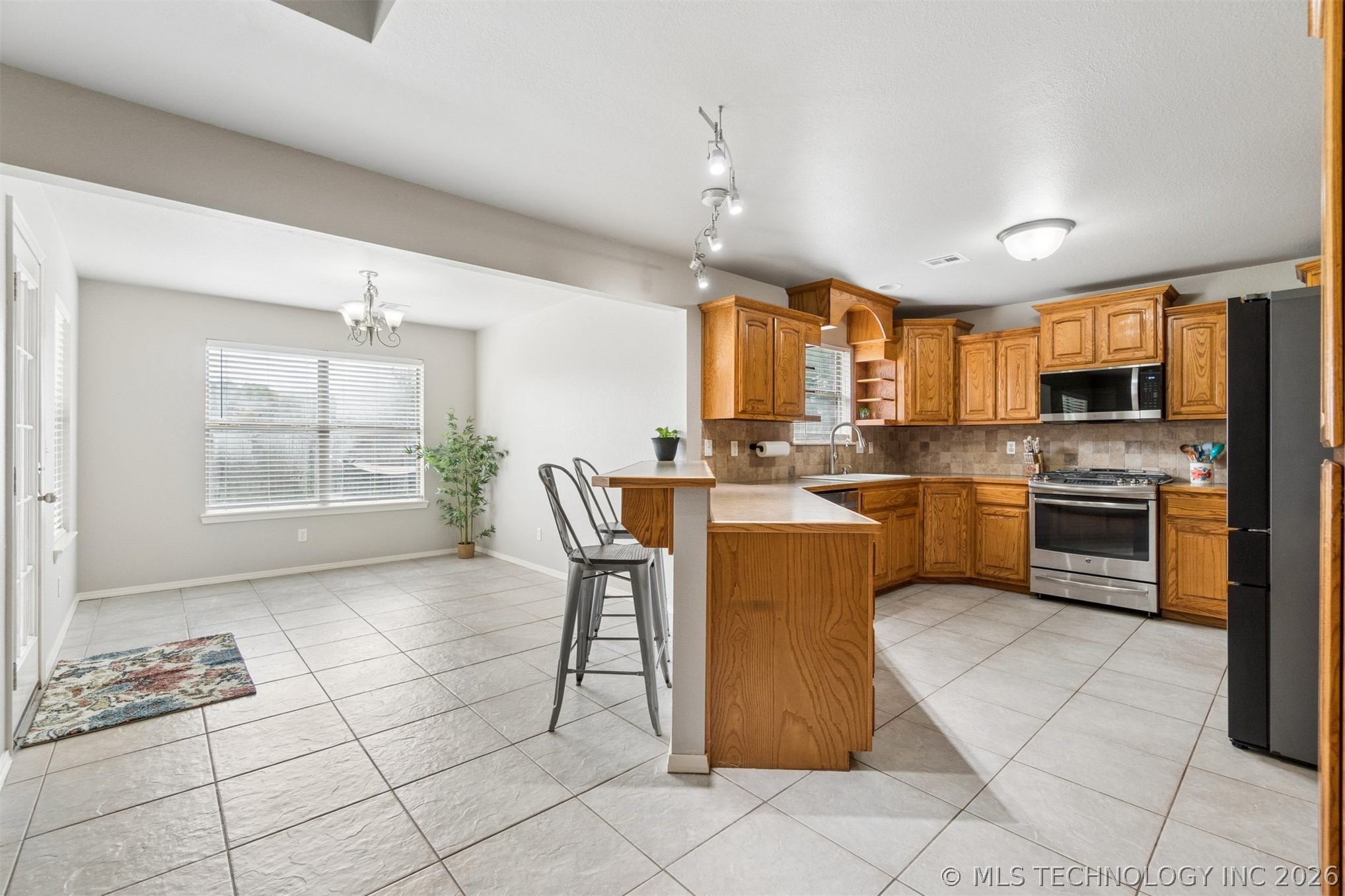 810 Tony Avenue Property Photo 18