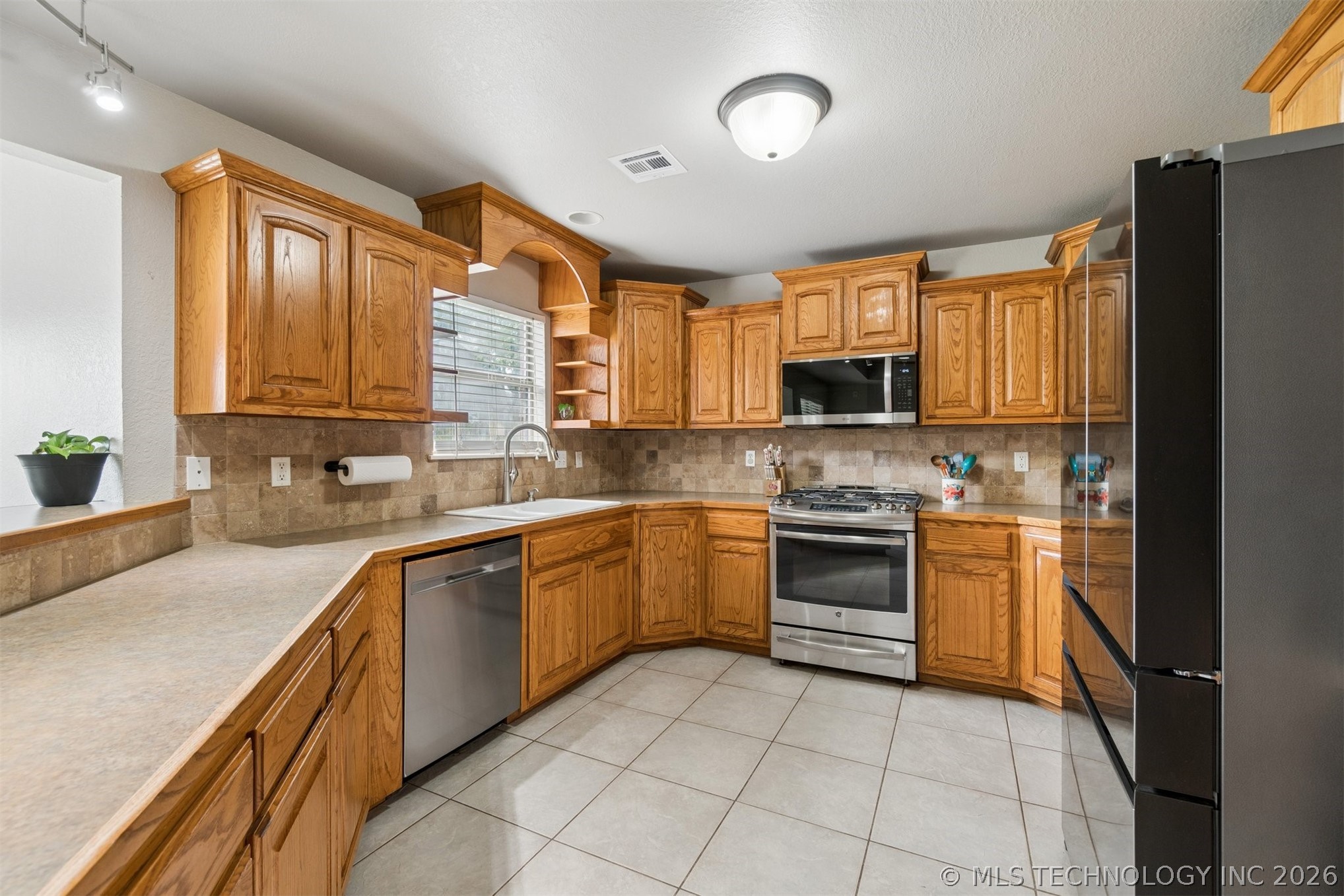 810 Tony Avenue Property Photo 19