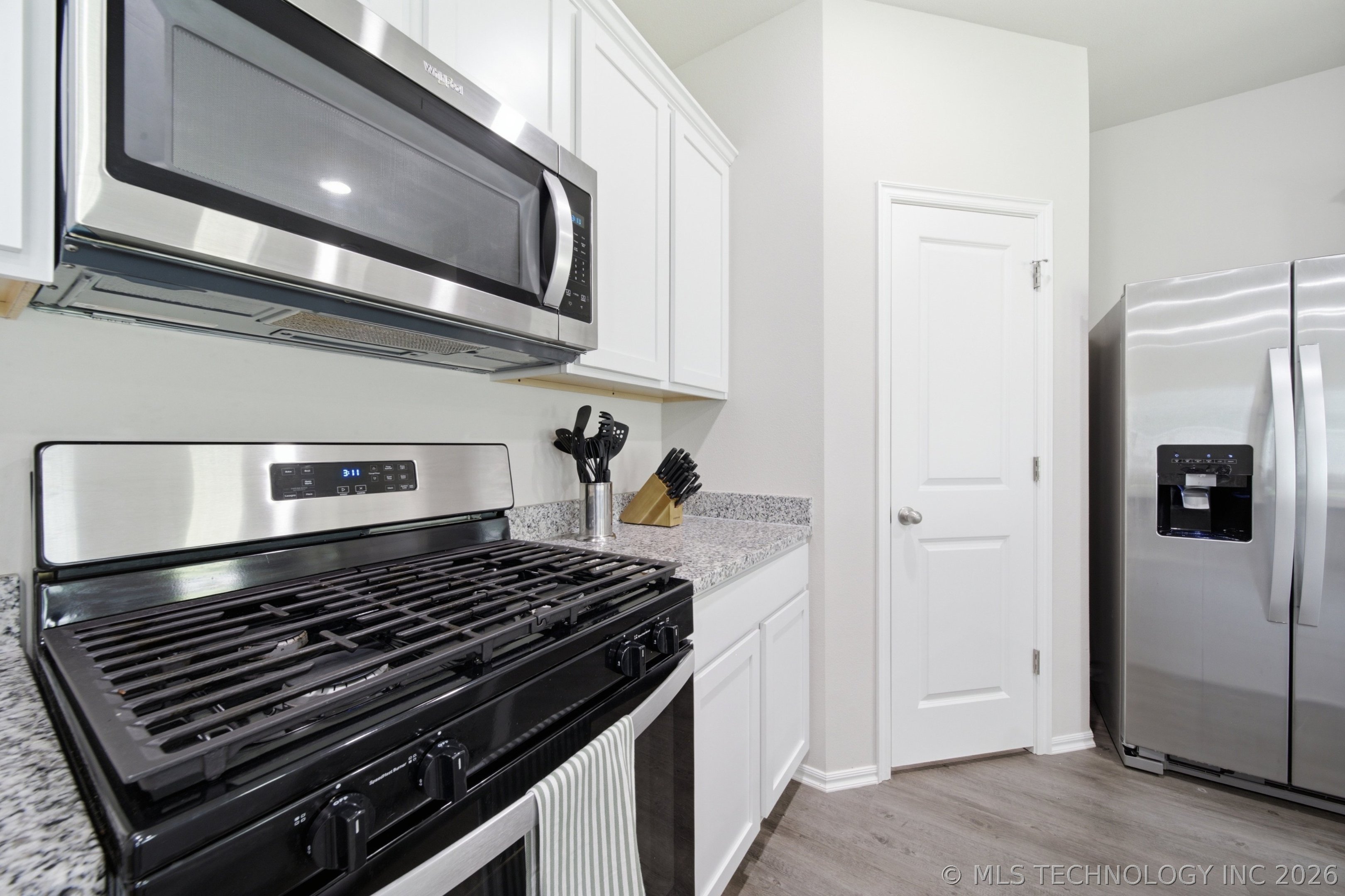 2406 W 30th Street N Property Photo 21