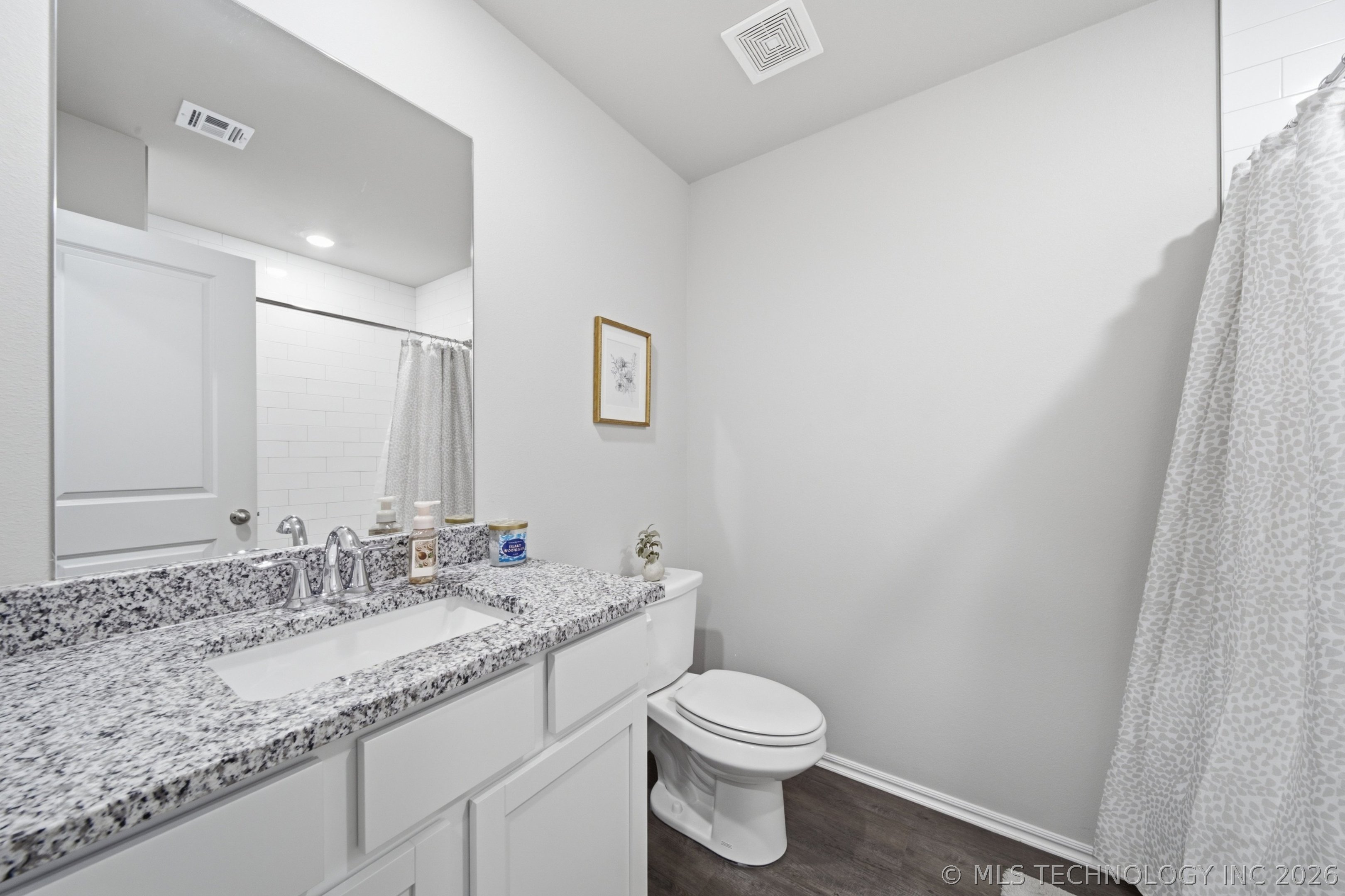 2406 W 30th Street N Property Photo 33