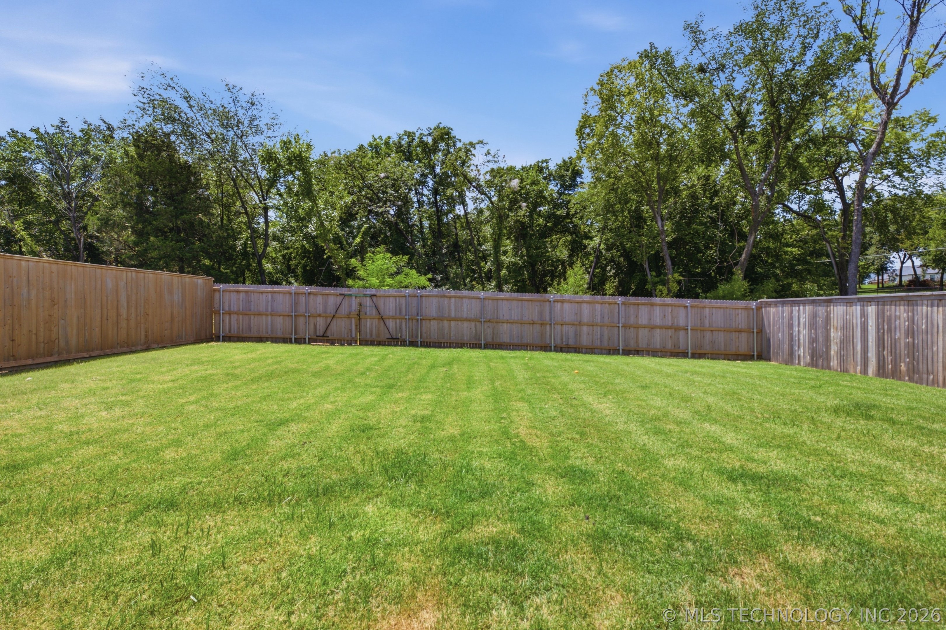 2406 W 30th Street N Property Photo 74