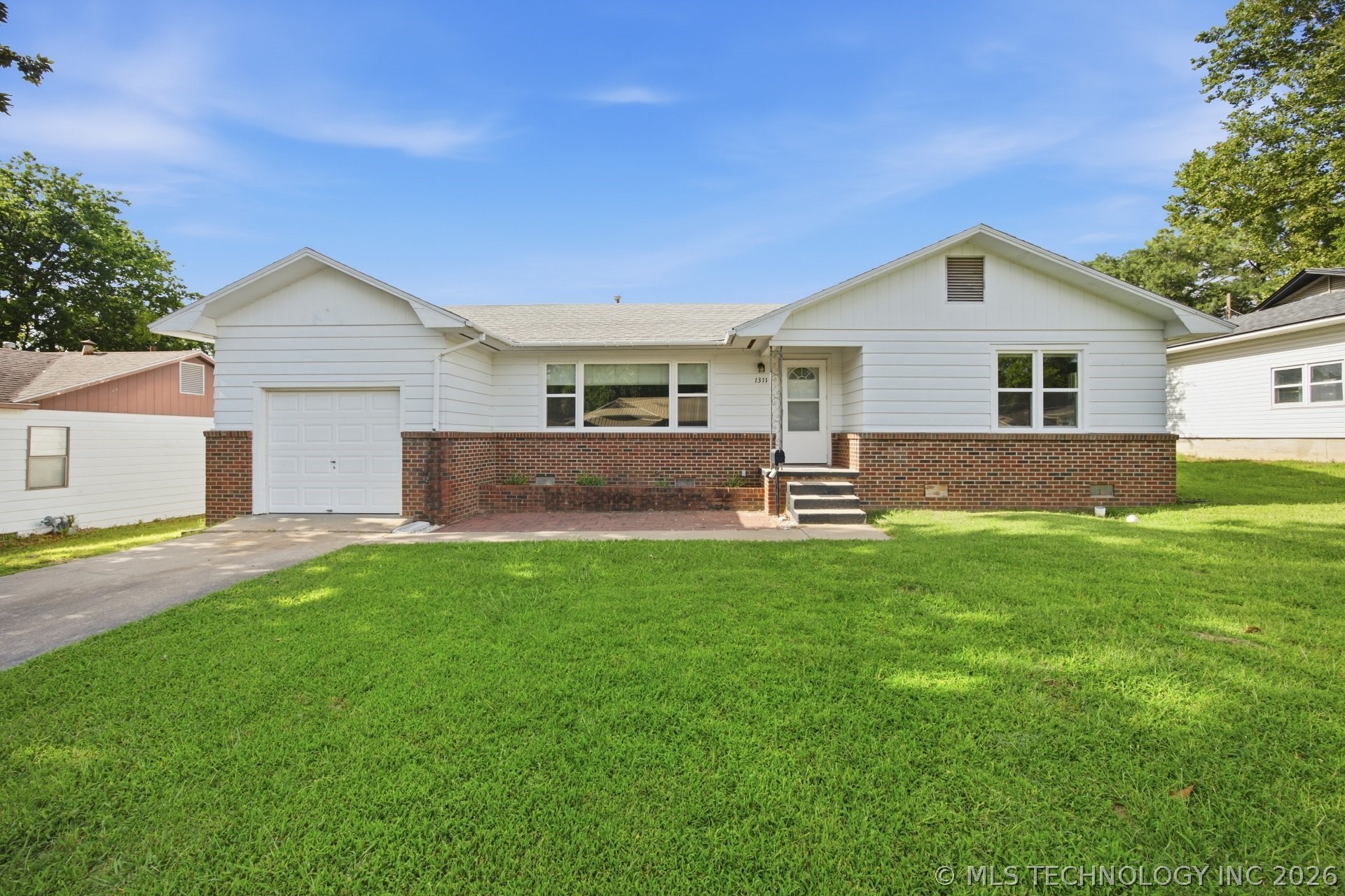 1311 Vieux Property Photo 1