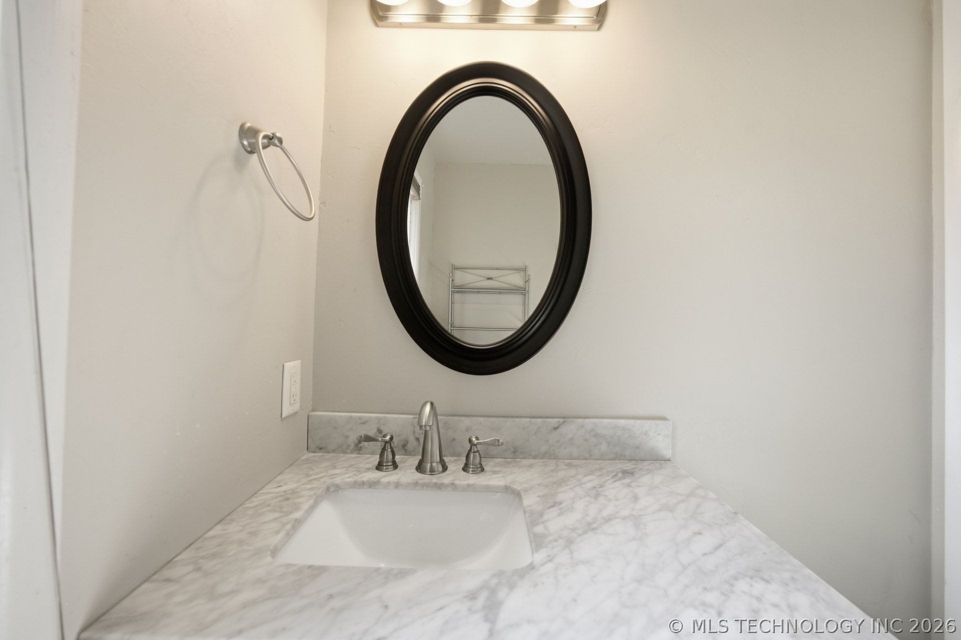 1311 Vieux Property Photo 18