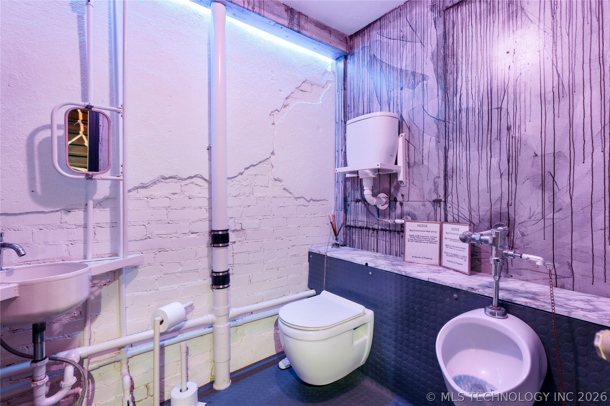 3 S Main Property Photo 17