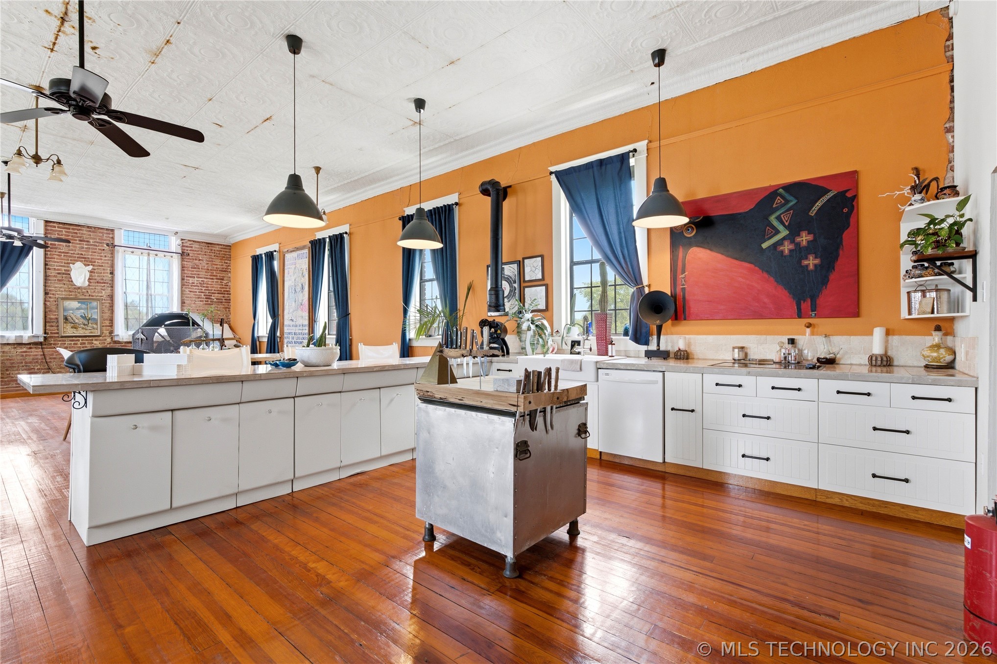 3 S Main Property Photo 21