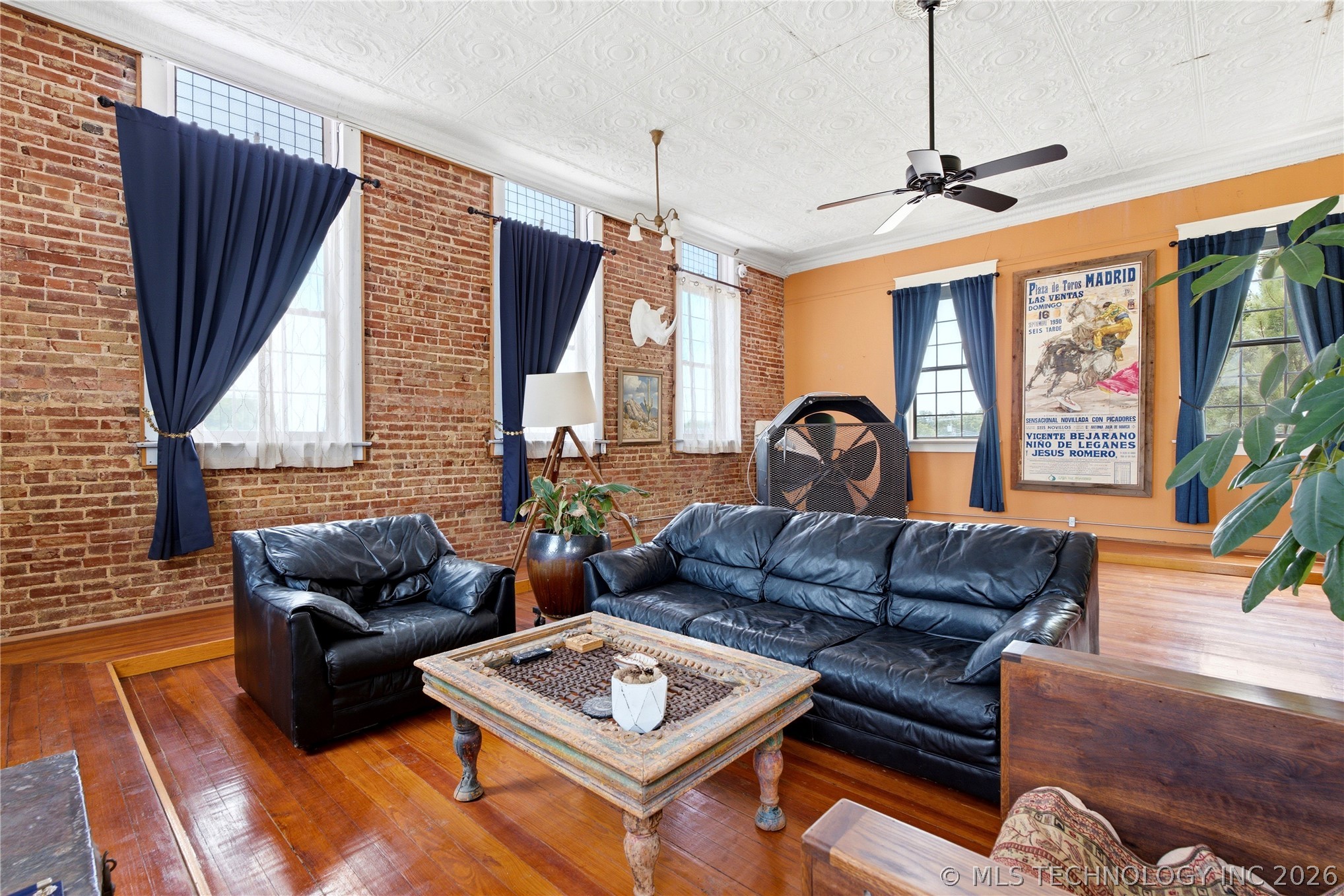 3 S Main Property Photo 25