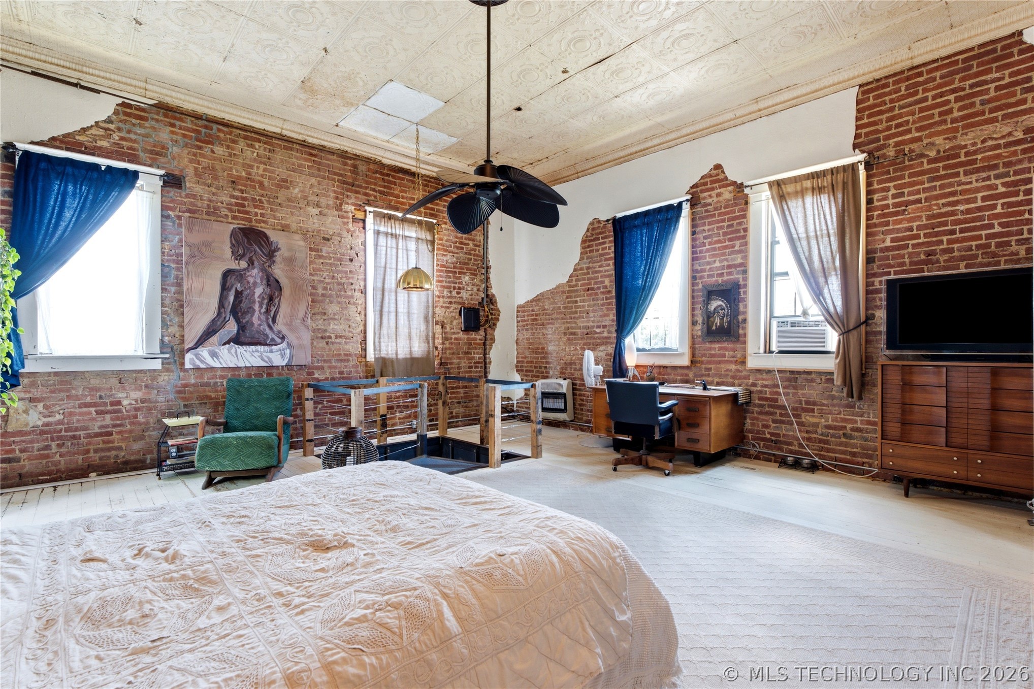 3 S Main Property Photo 29