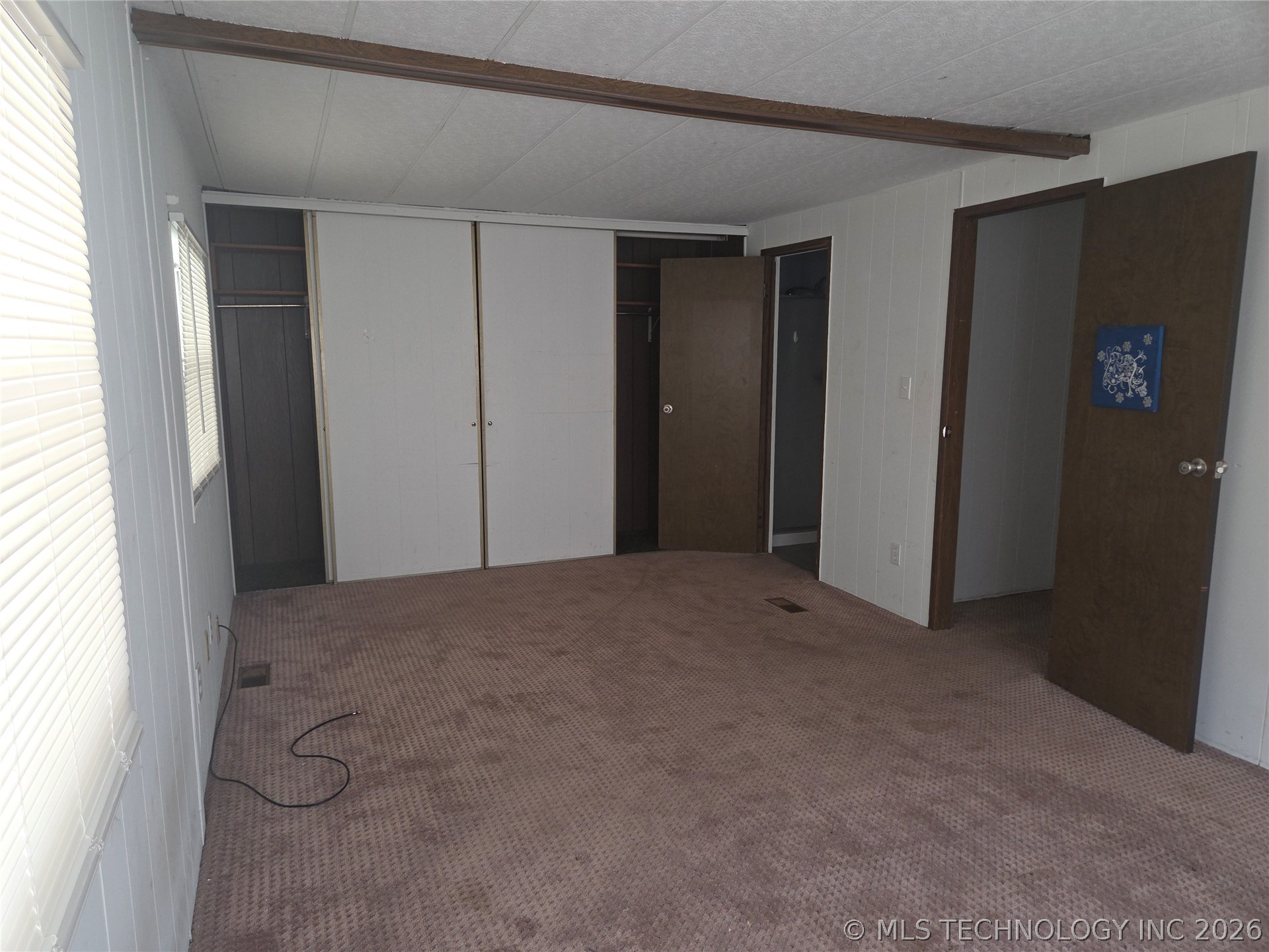 1310 E Cherry Property Photo 9