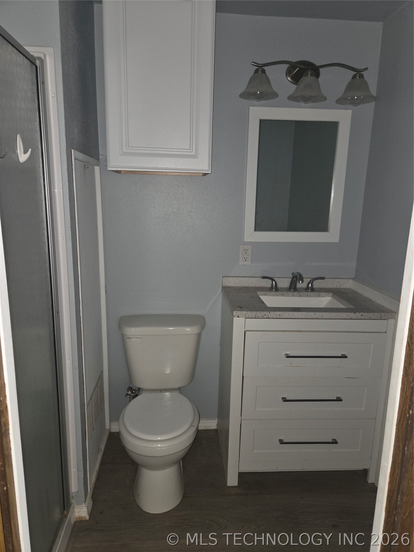 1310 E Cherry Property Photo 10