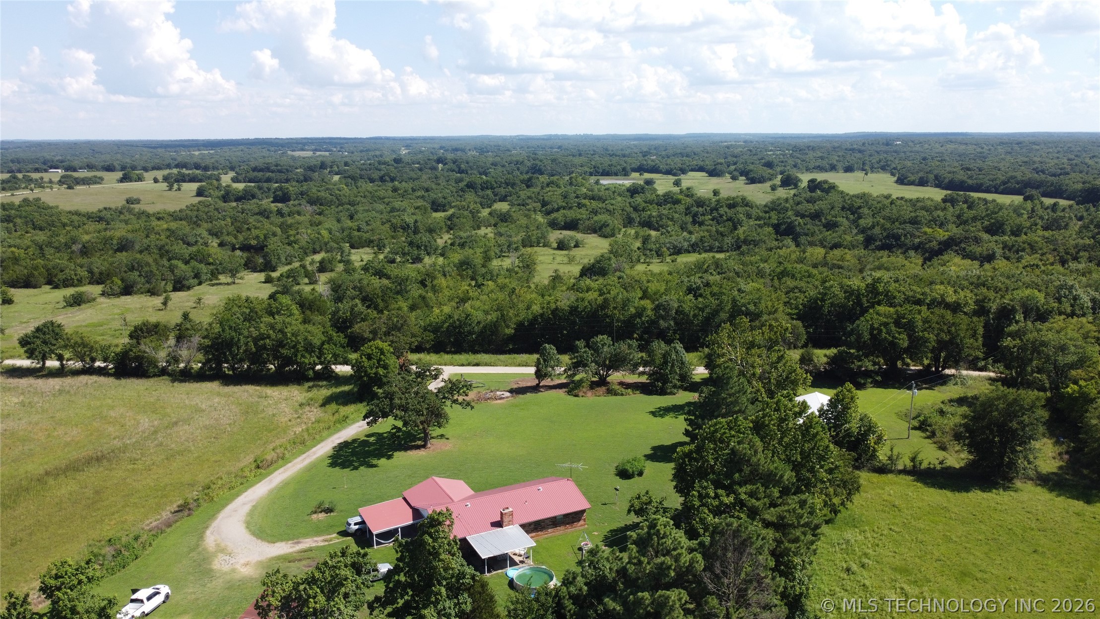 371126 E 990 Road Property Photo 8