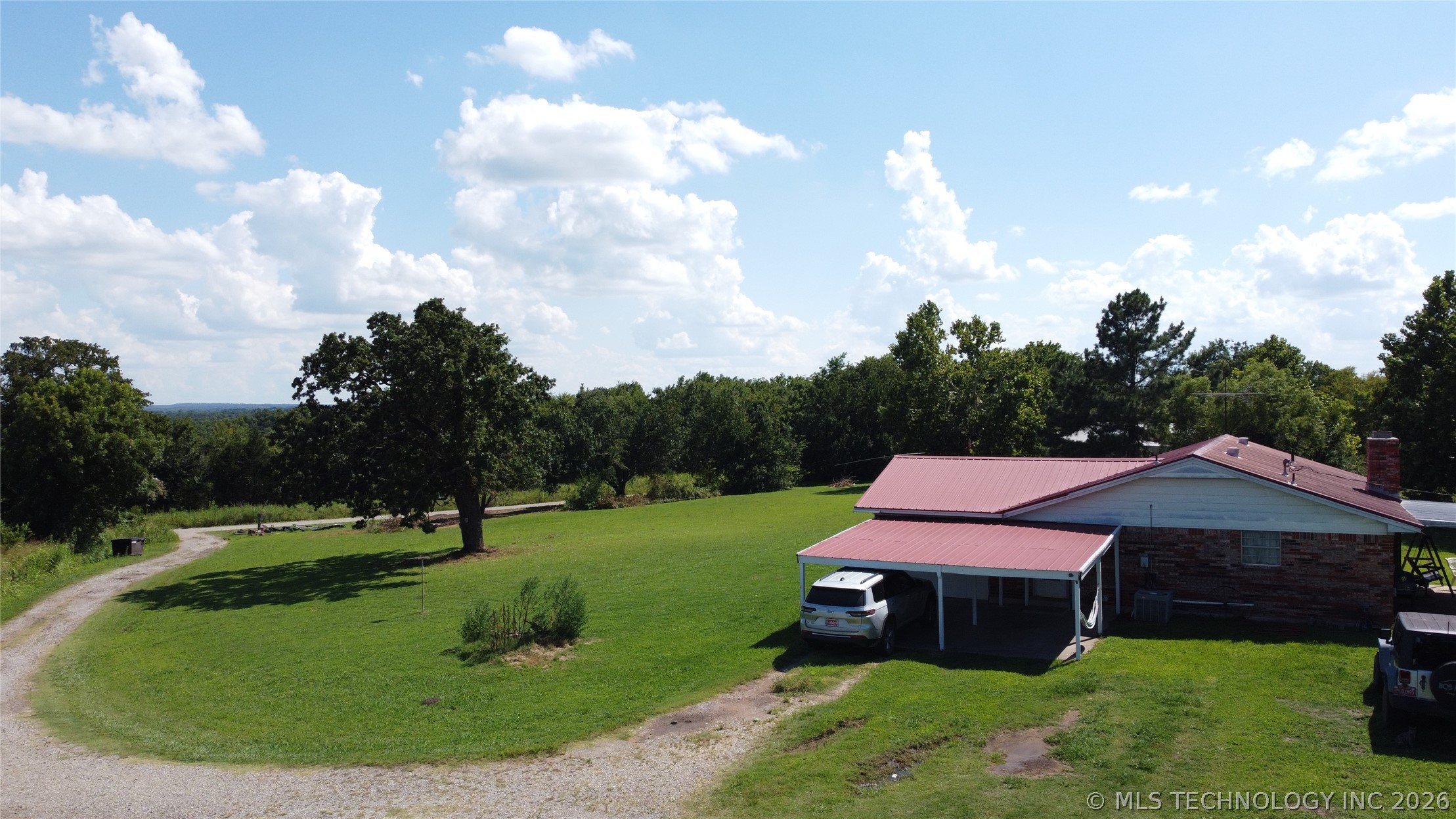 371126 E 990 Road Property Photo 9