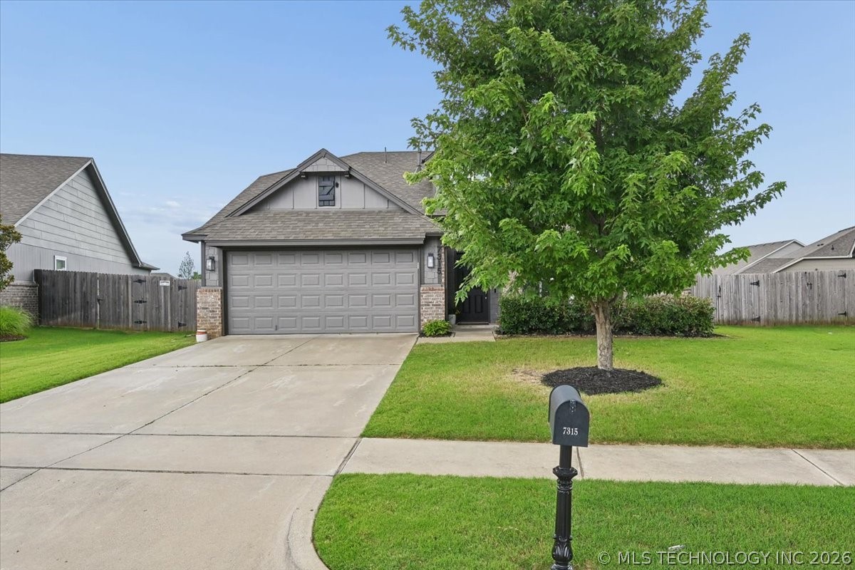 7315 S Laurel Place Property Photo 6