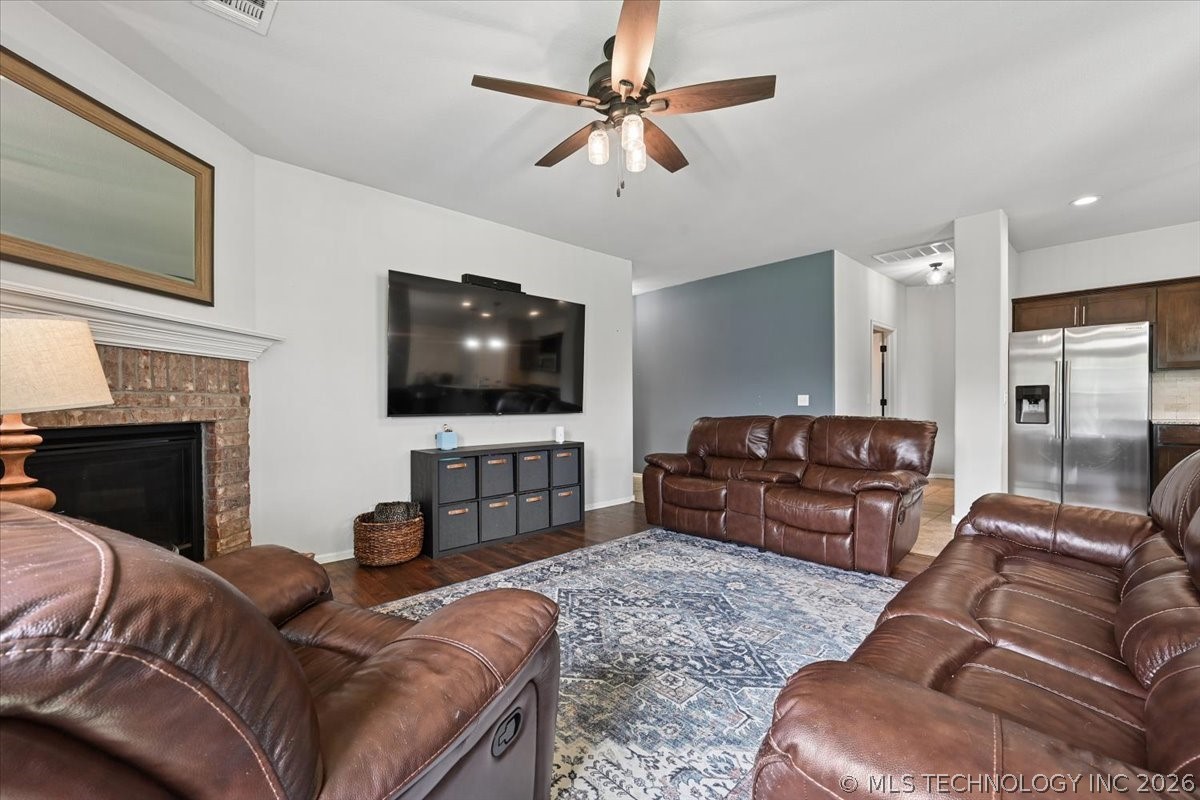 7315 S Laurel Place Property Photo 14