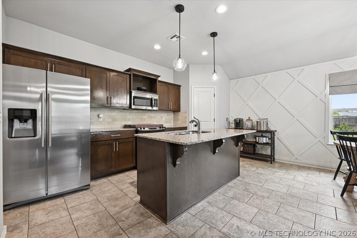 7315 S Laurel Place Property Photo 15