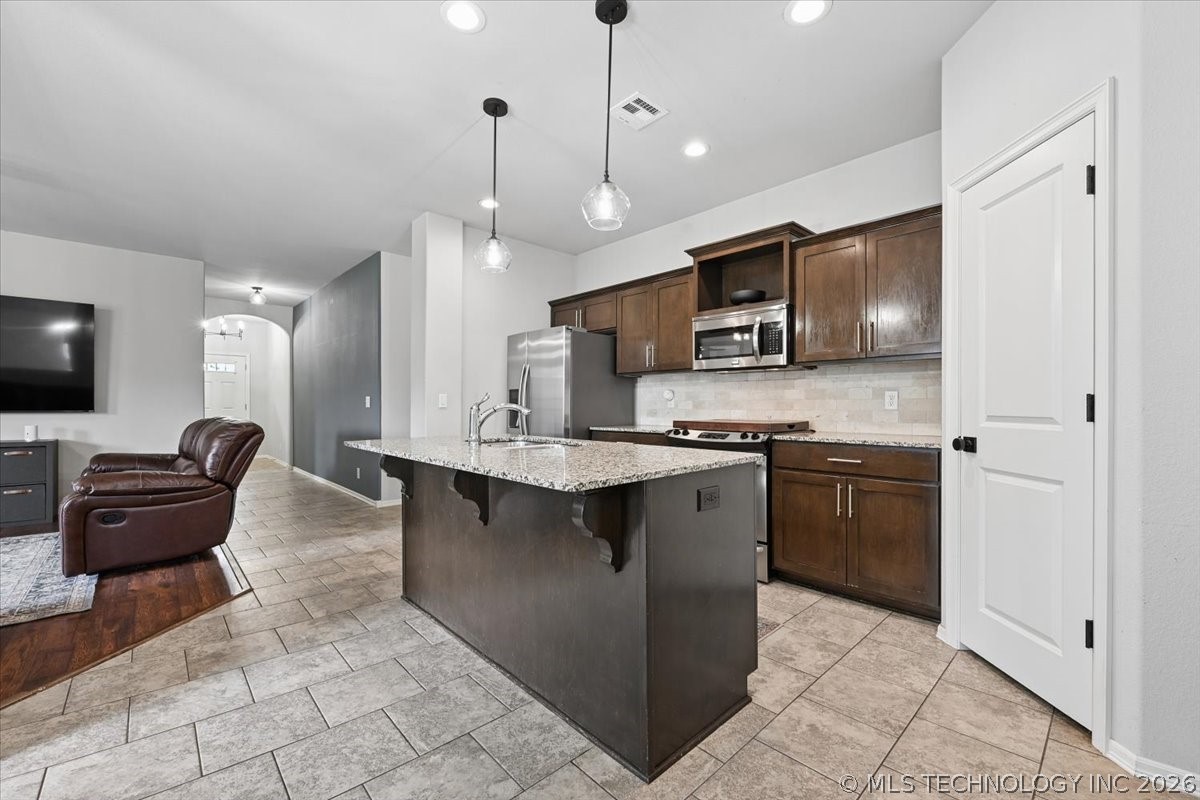 7315 S Laurel Place Property Photo 16